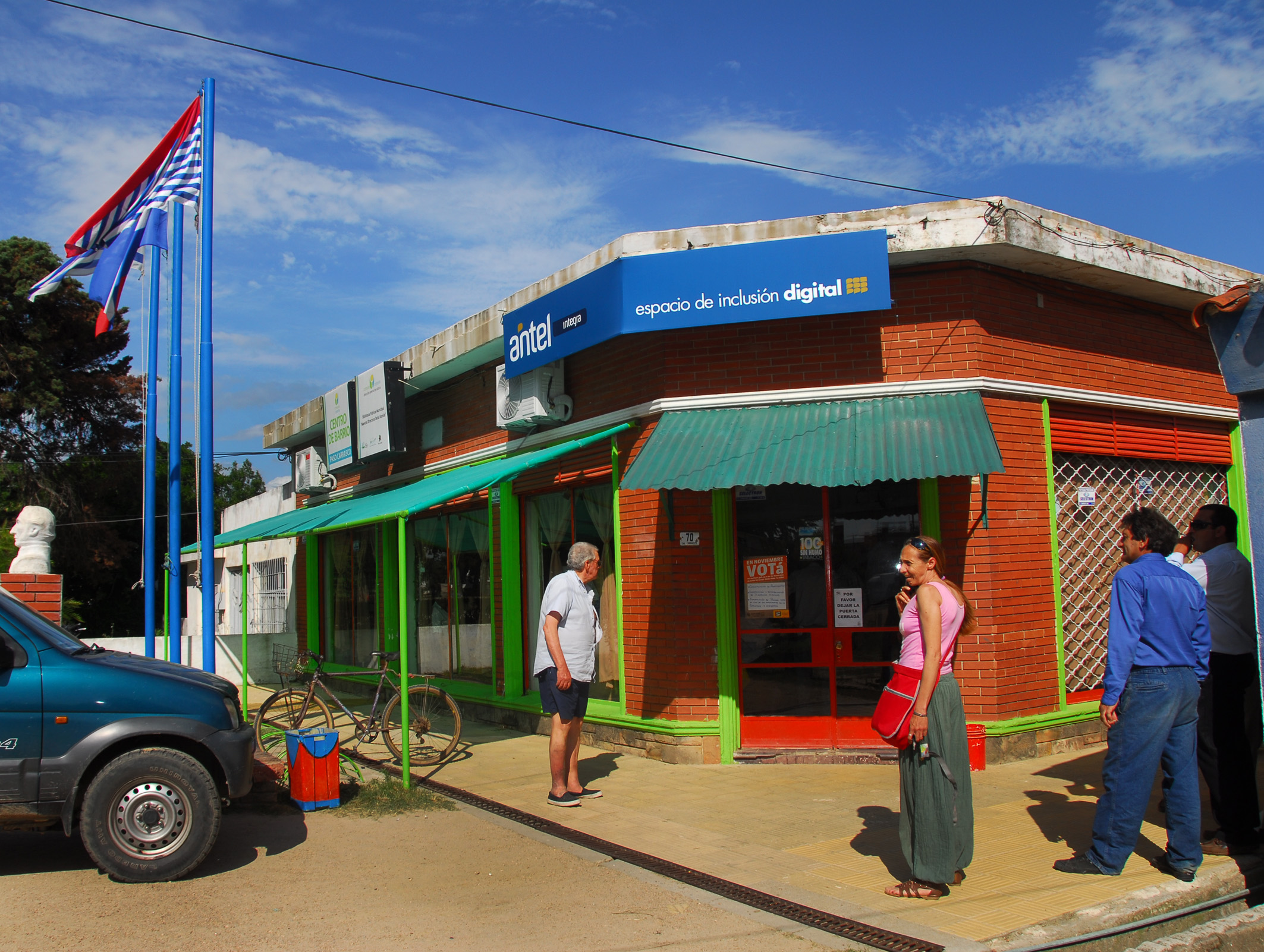 Firman convenio para extender doble vía de Camino Carrasco