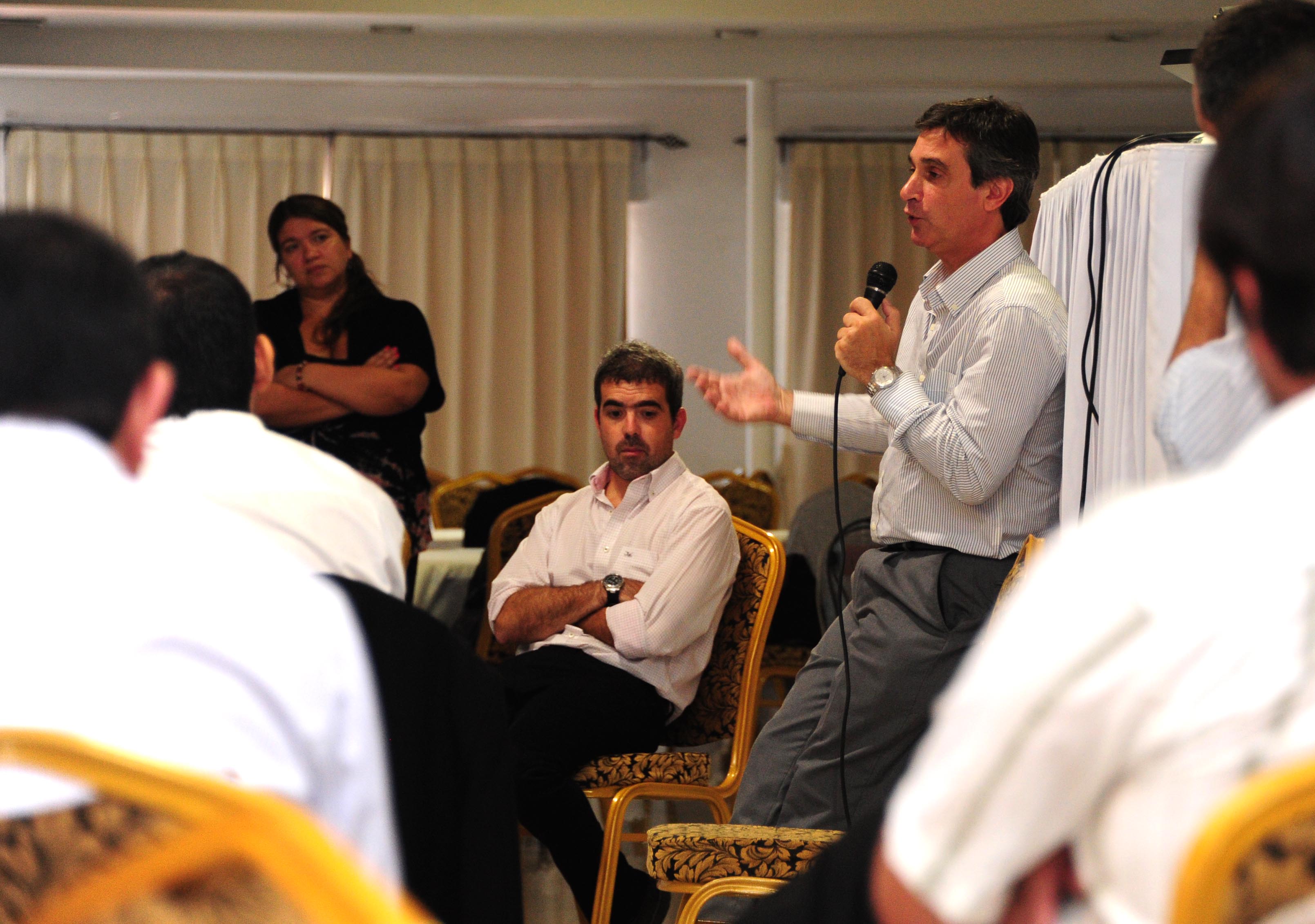 Álvaro García en Desayuno de trabajo - Desarrollo local y territorial en Paysandú 2015-2020