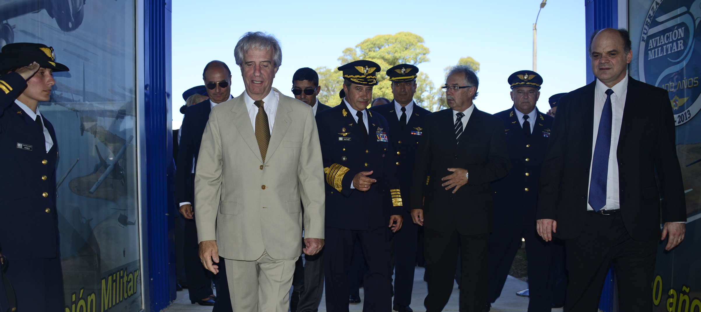 El Presidente Tabaré Vázquez visitó las instalaciones del Museo Aeroespacial y de las Telecomunicaciones