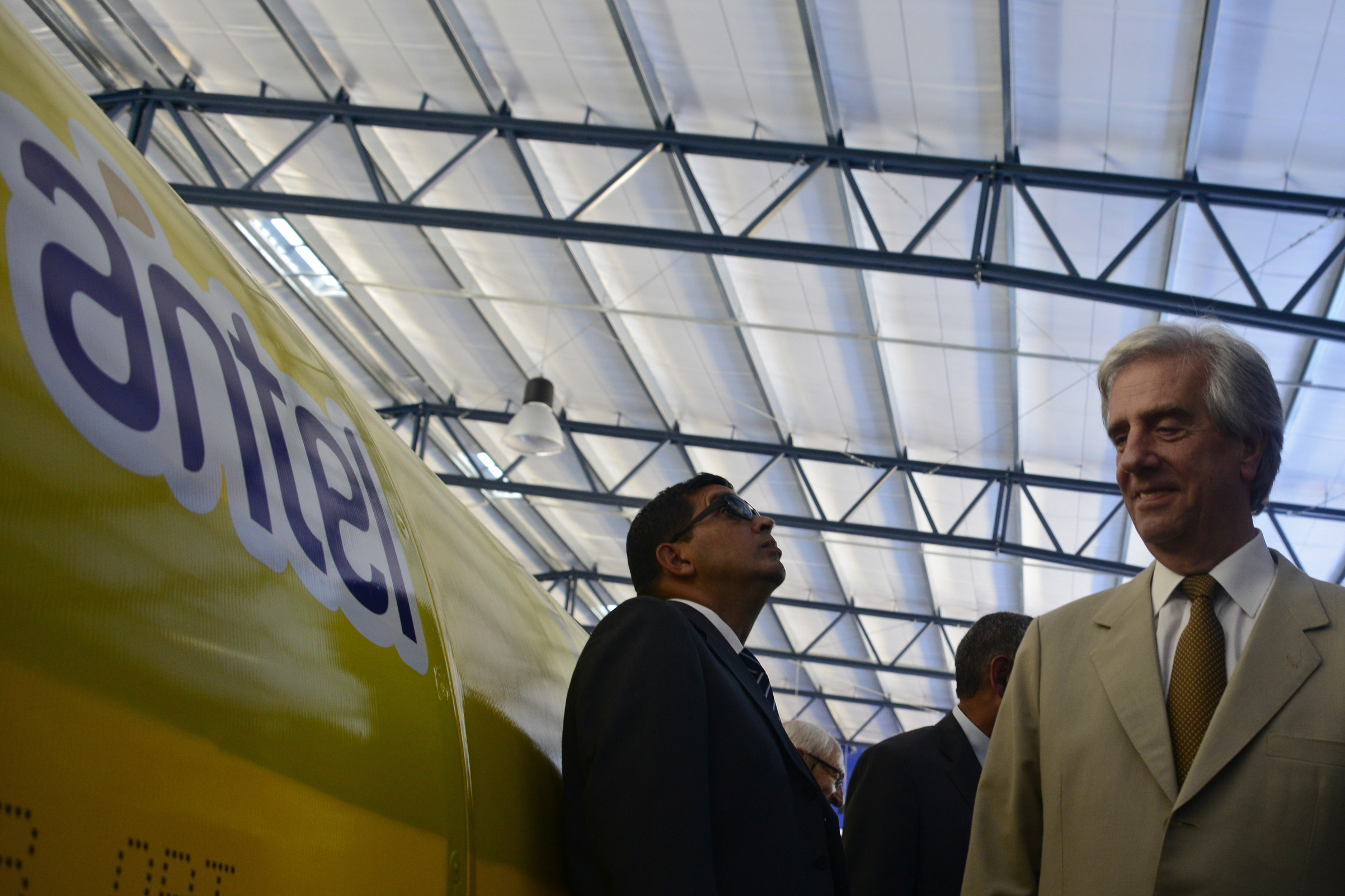El Presidente Tabaré Vázquez visitó las instalaciones del Museo Aeroespacial y de las Telecomunicaciones