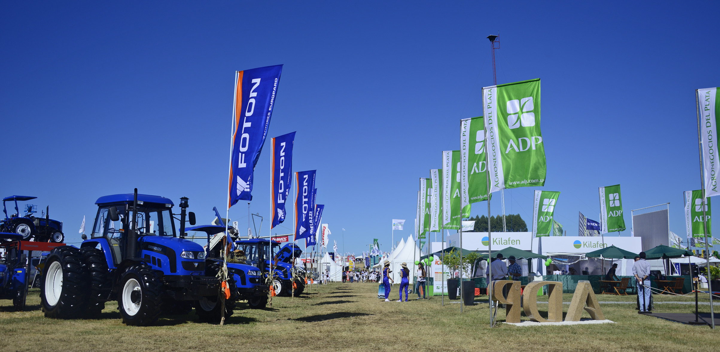 Instalaciones de la Expo Activa 2015 en el departamento de Soriano