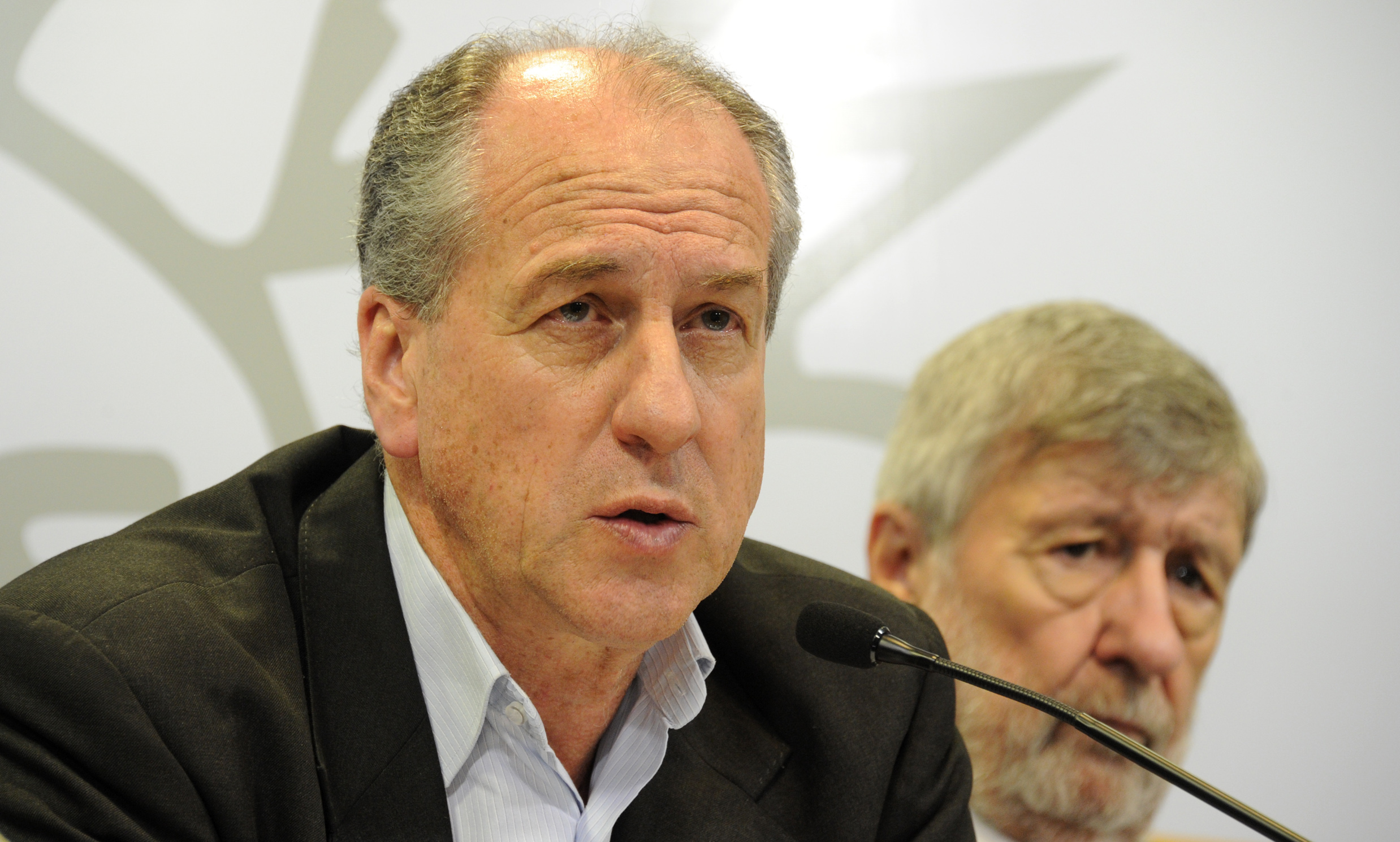 El ministro de Trabajo y Seguridad Social, Ernesto Murro, hace uso de la palabra.