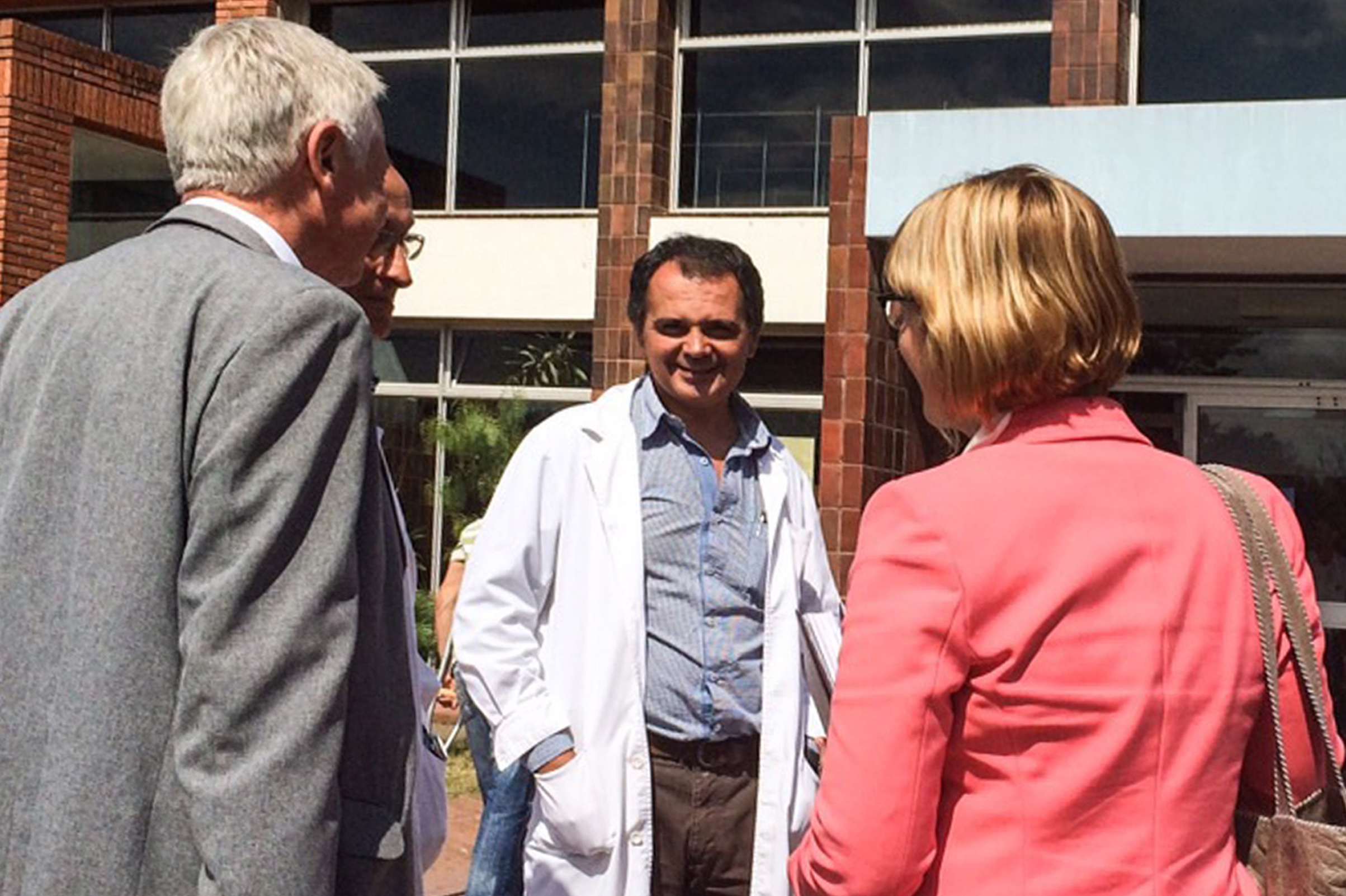 Reunión de las autoridades del Ministerio de Salud Pública con representantes de la salud