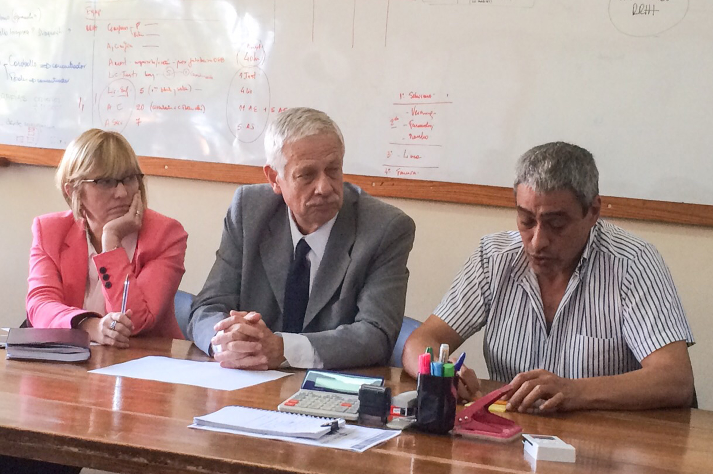 Reunión de las autoridades del Ministerio de Salud Pública con representantes de la salud