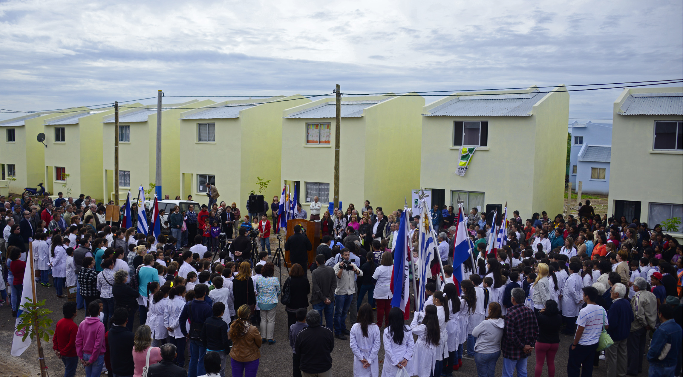 Ceremonia de entrega de viviendas del Barrio Progreso