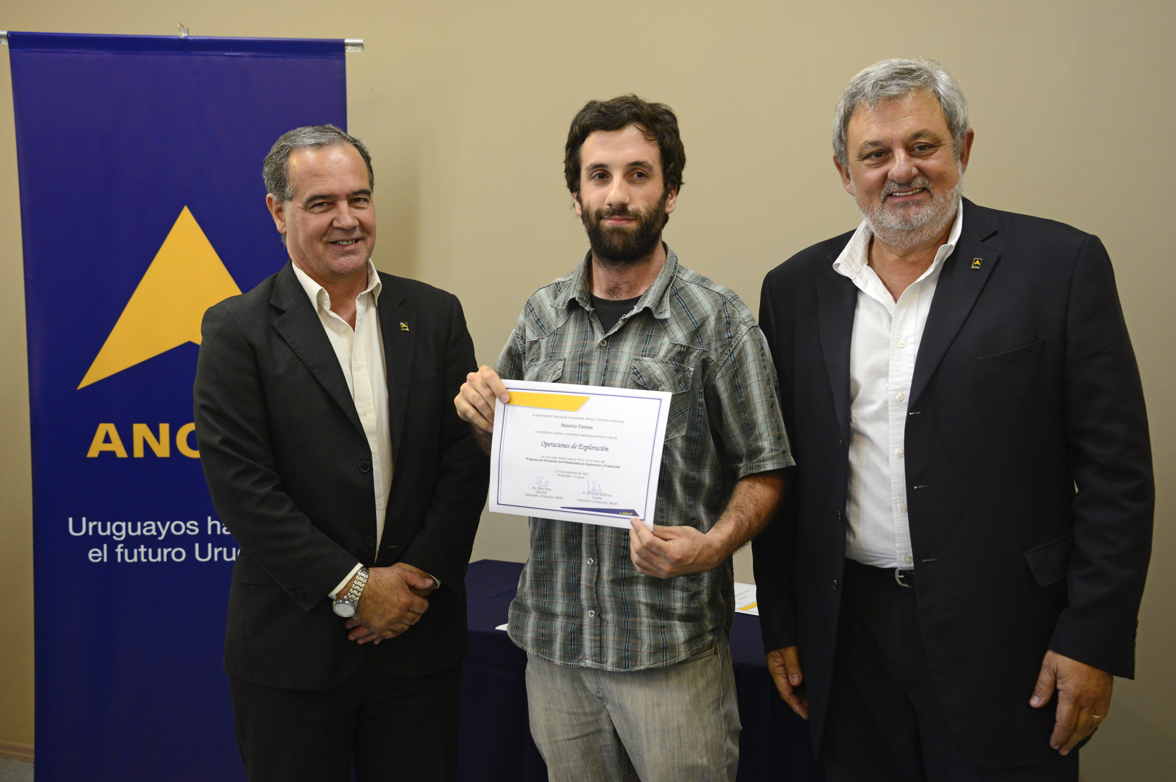 Diplomado del Centro de Capacitación de ANCAP