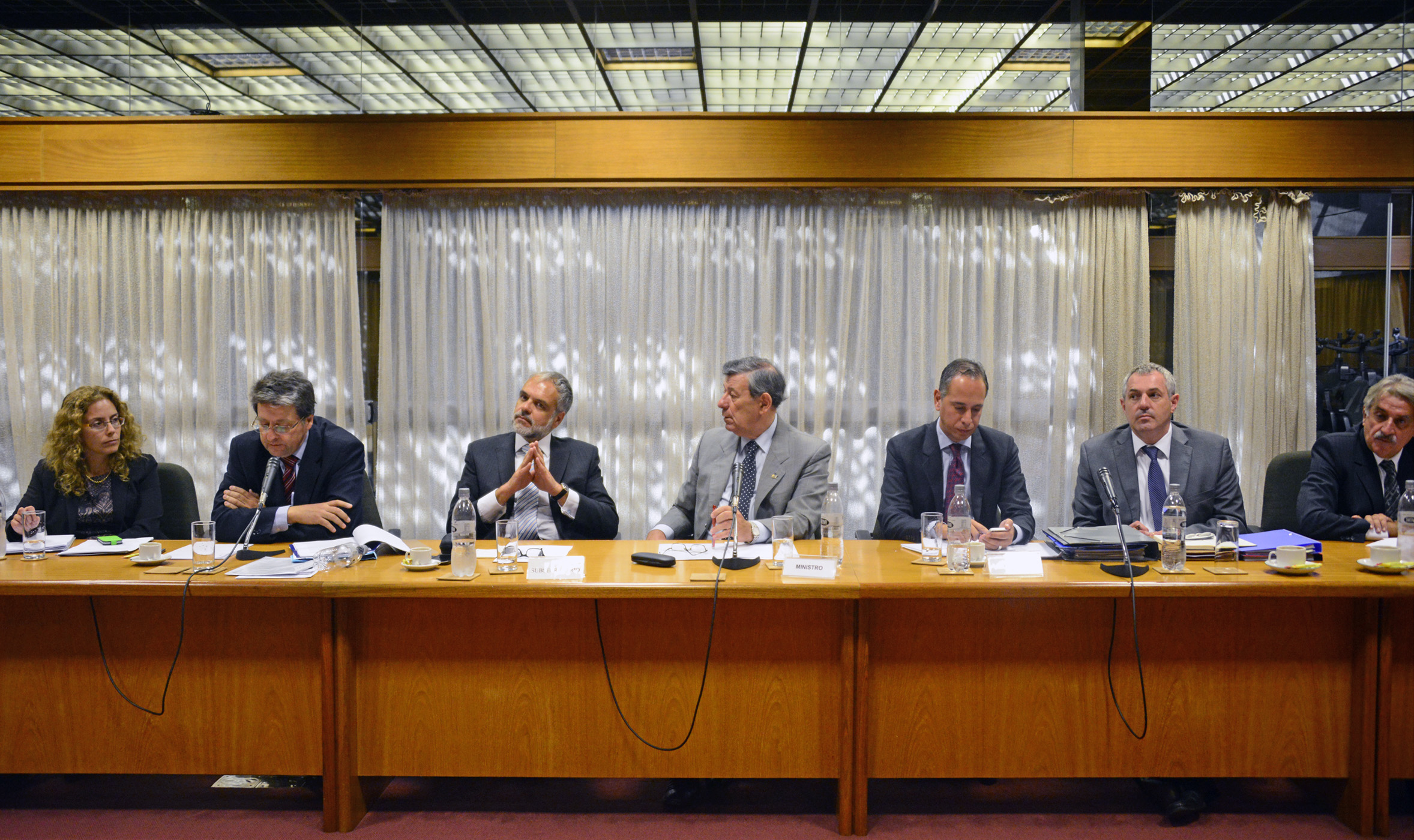 Ministro Rodolfo Nin Novoa fue recibido por la Comisión de Asuntos Internacionales de Diputados