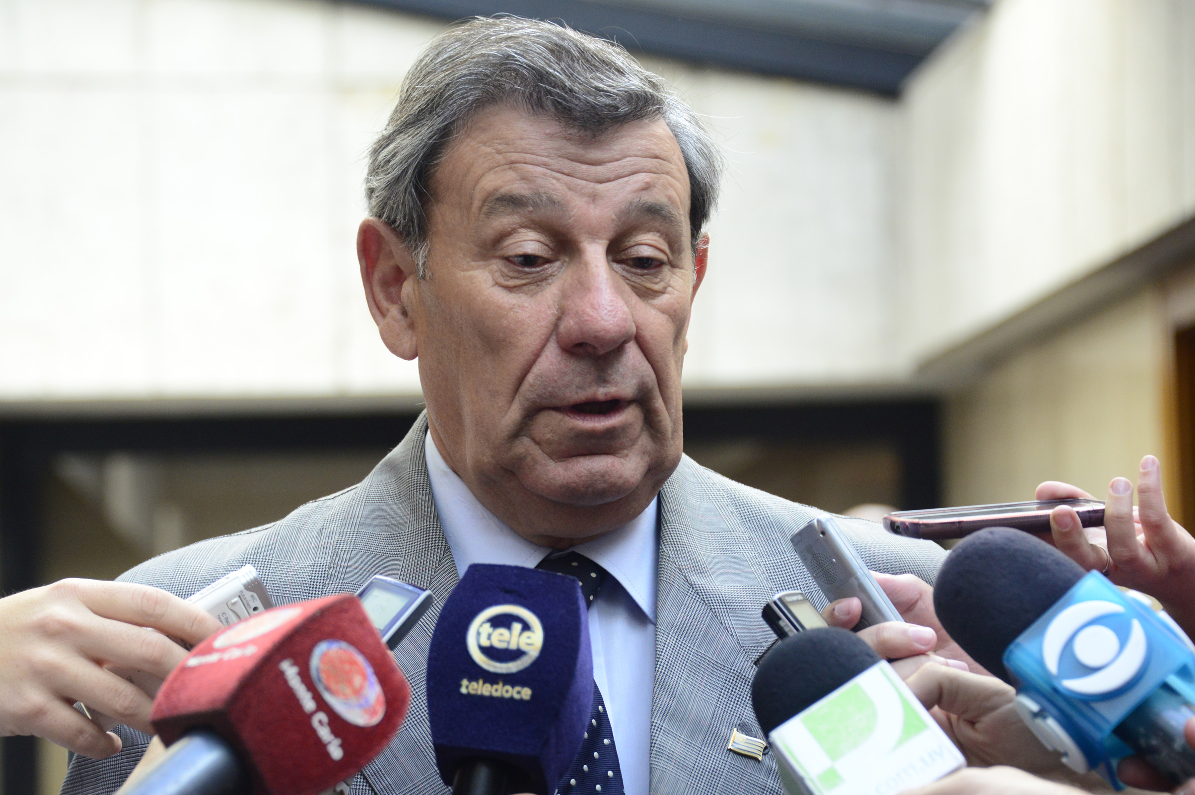 Ministro Rodolfo Nin Novoa fue recibido por la Comisión de Asuntos Internacionales de Diputados