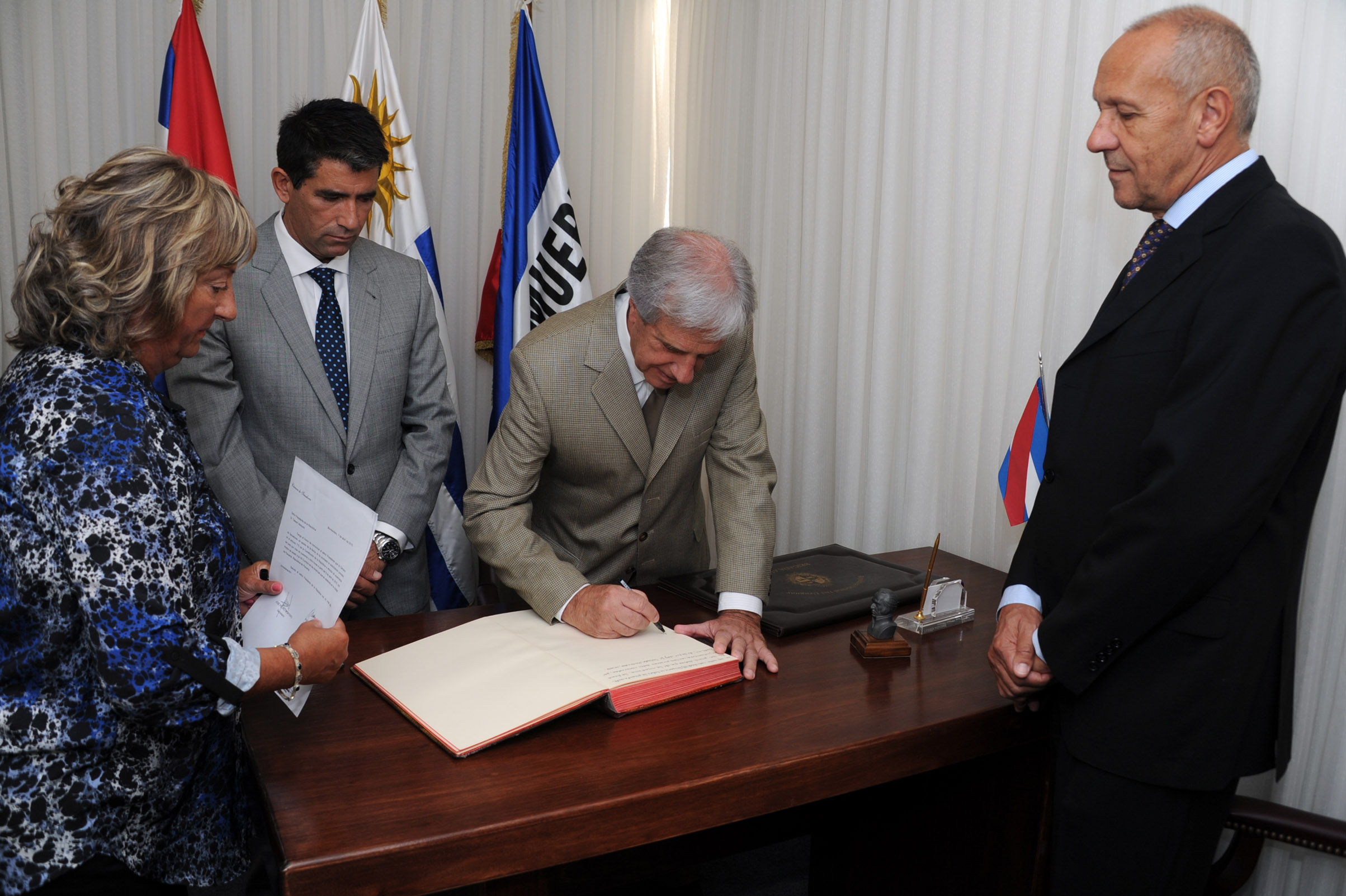 Firma de transmisión de mando