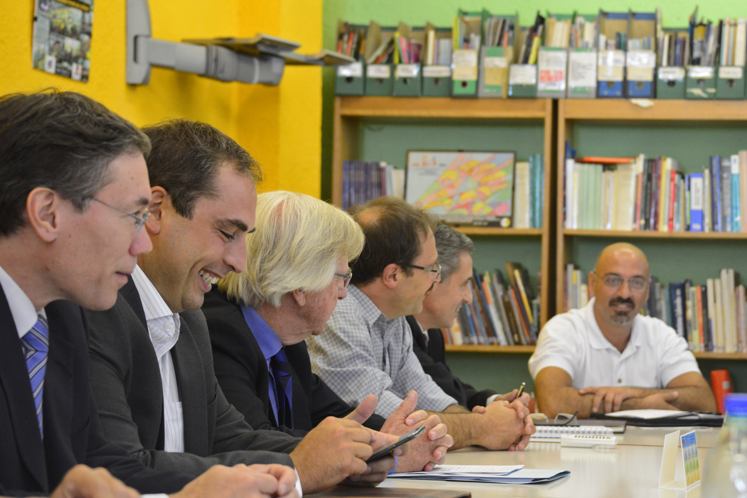 Reunión del Danilo Astori y su equipo económico, junto al Secretariado del PIT - CNT