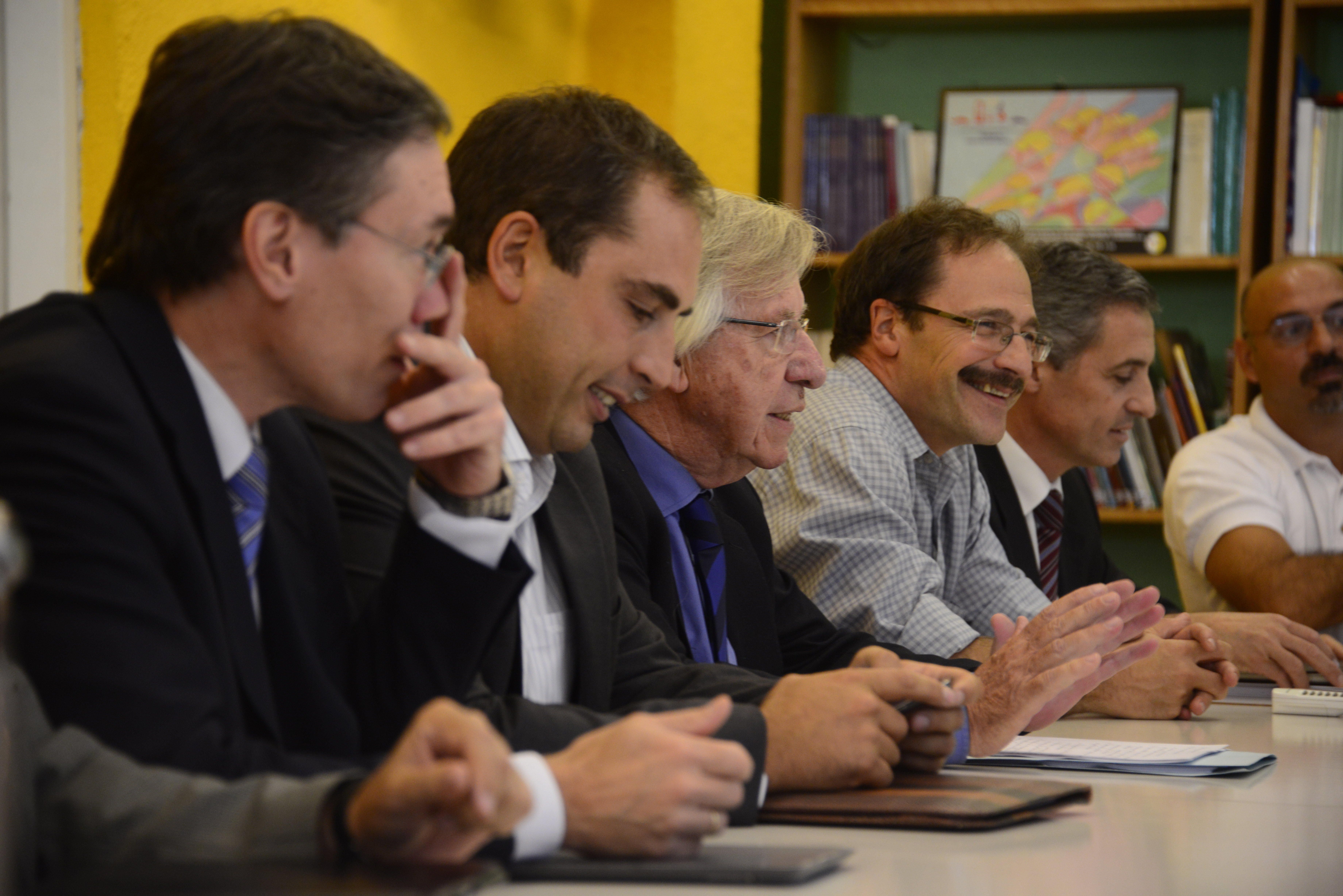 Reunión del Danilo Astori y su equipo económico, junto al Secretariado del PIT - CNT