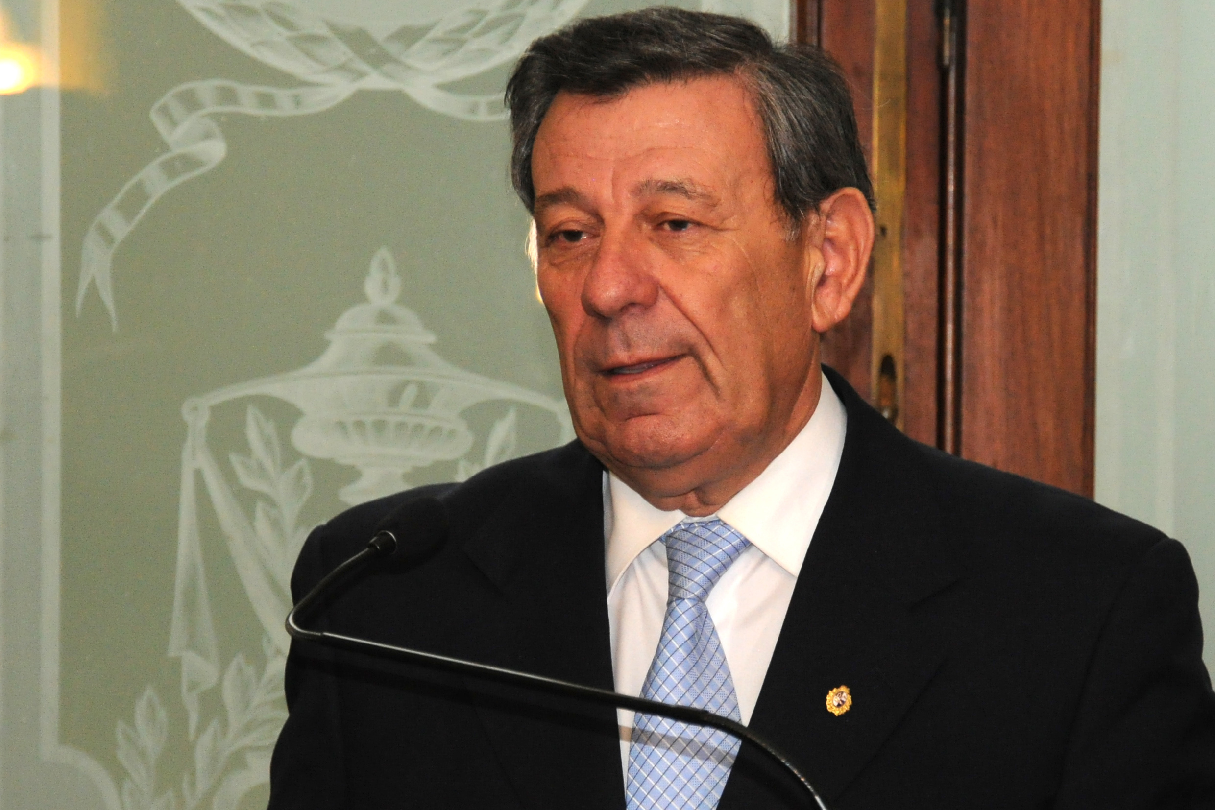El ministro de Relaciones Exteriores, Rodolfo Nin Novoa.