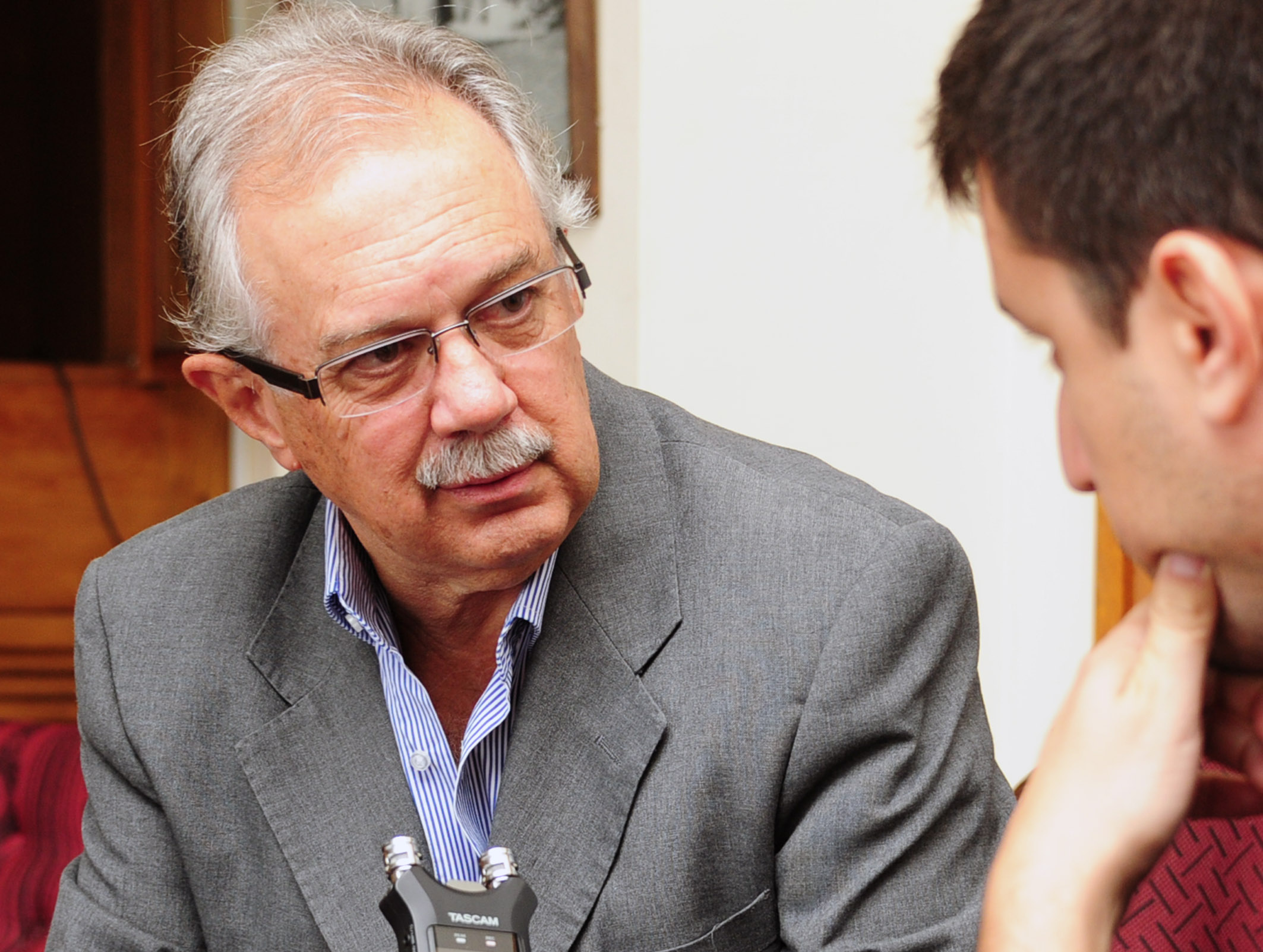 Subsecretario de Defensa reunido con organizaciones