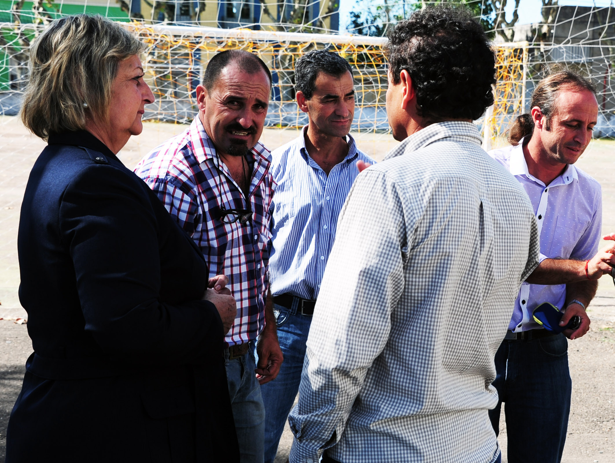 Ministra Liliam Kechichián reunida con organizaciones en Melo