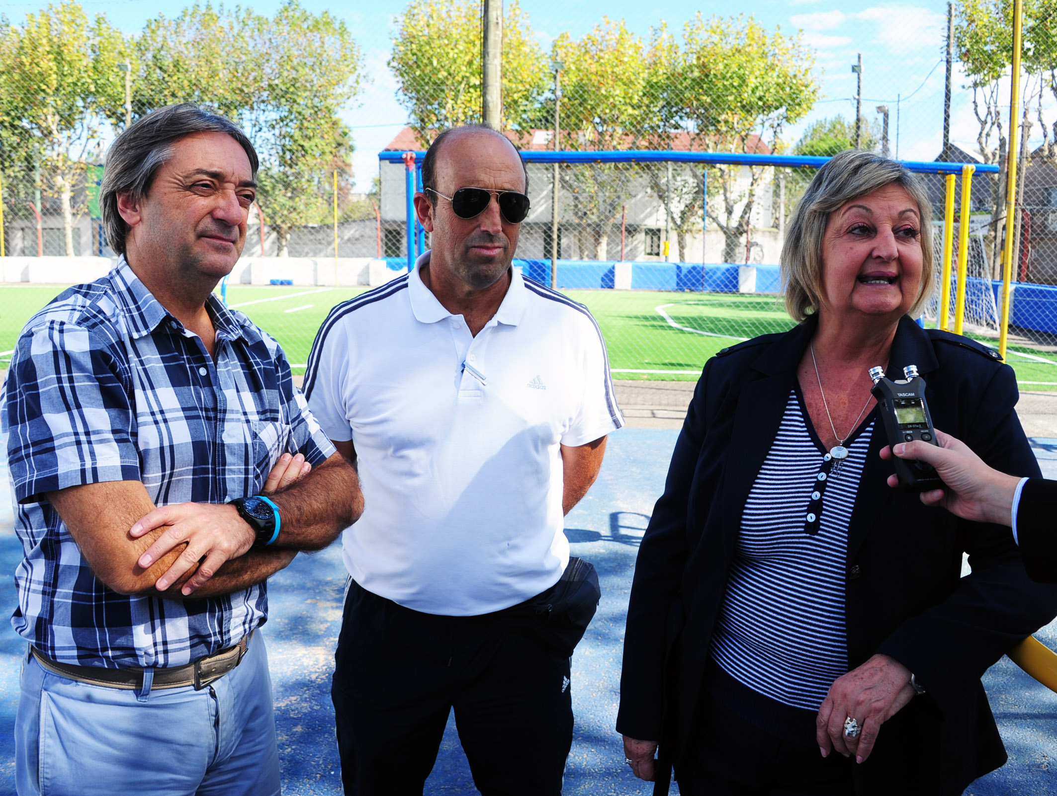 Ministra Liliam Kechichián reunida con organizaciones en Melo