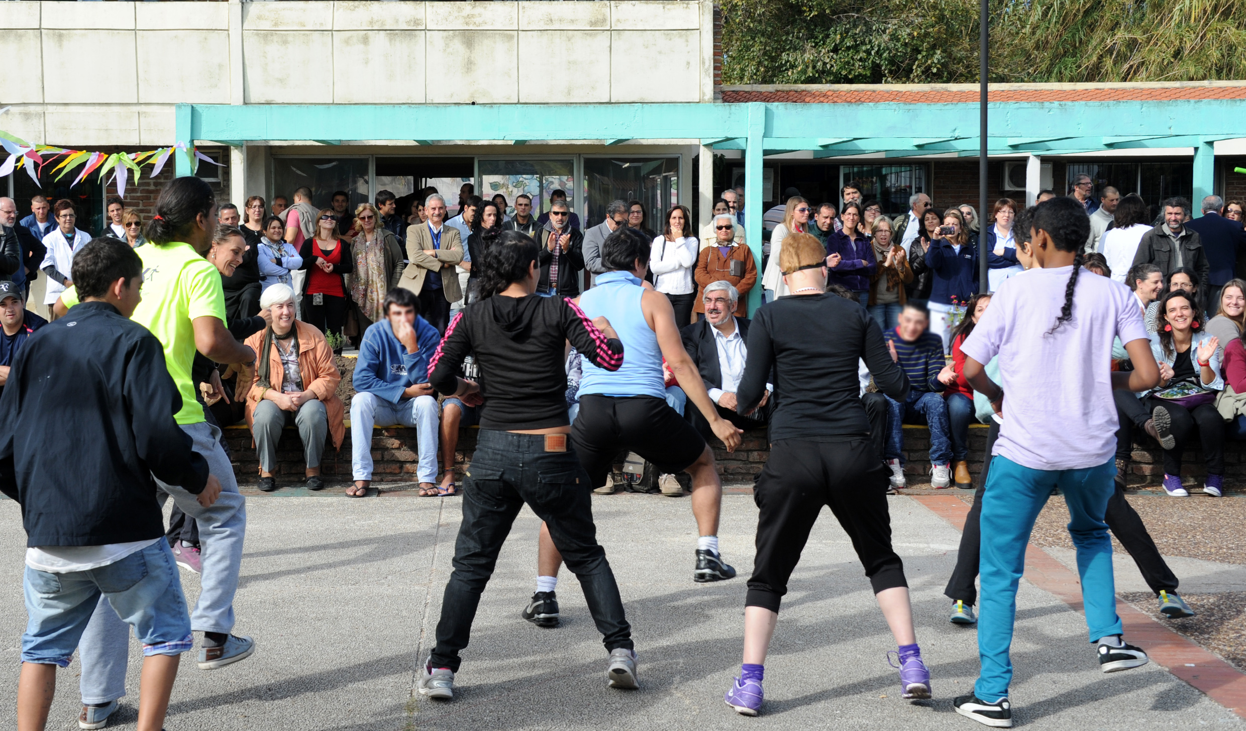 Internos del Portal Amarillo realizan actividad recreativa.