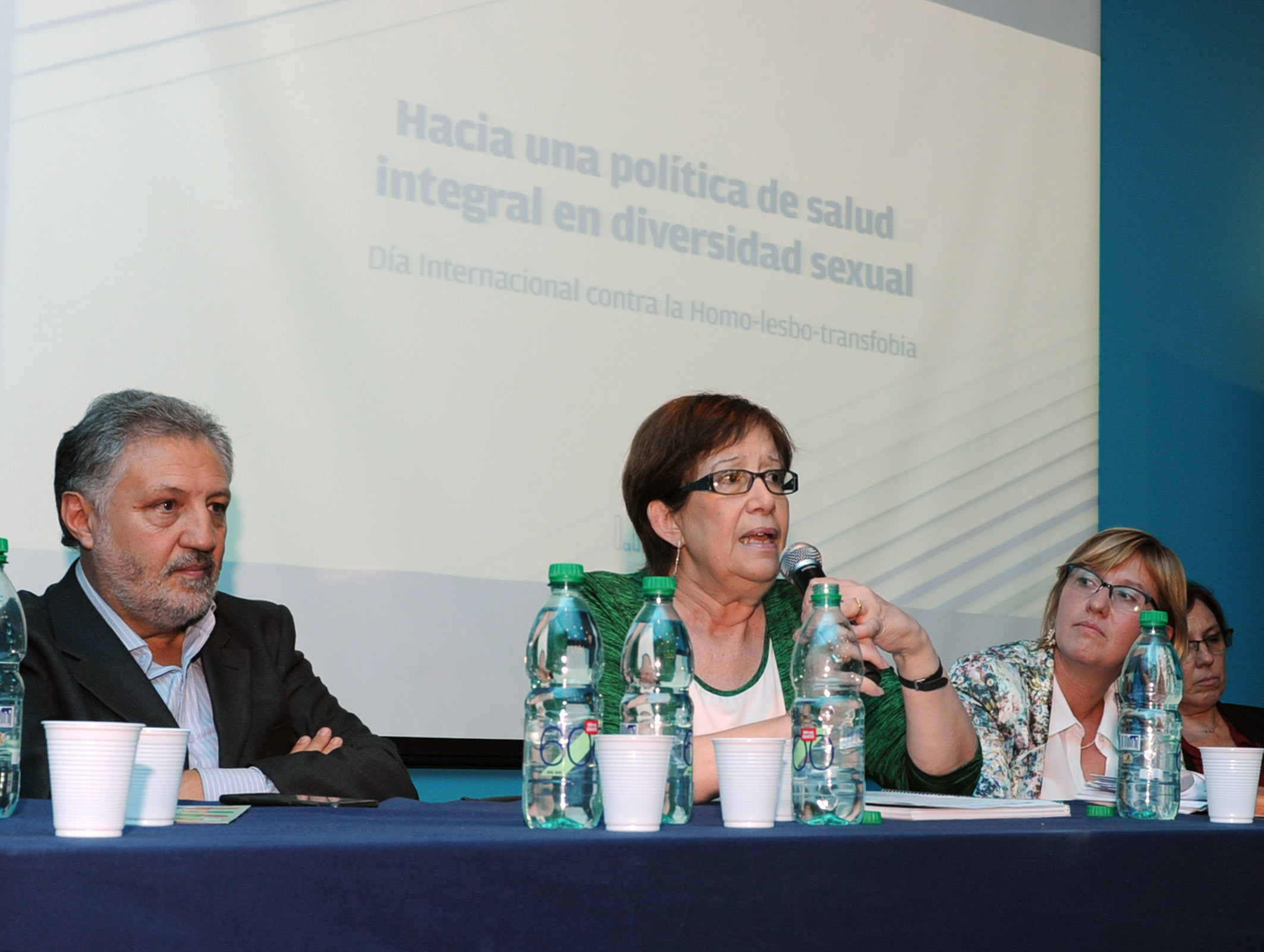 Hacia una política de salud intergal en diversidad sexual