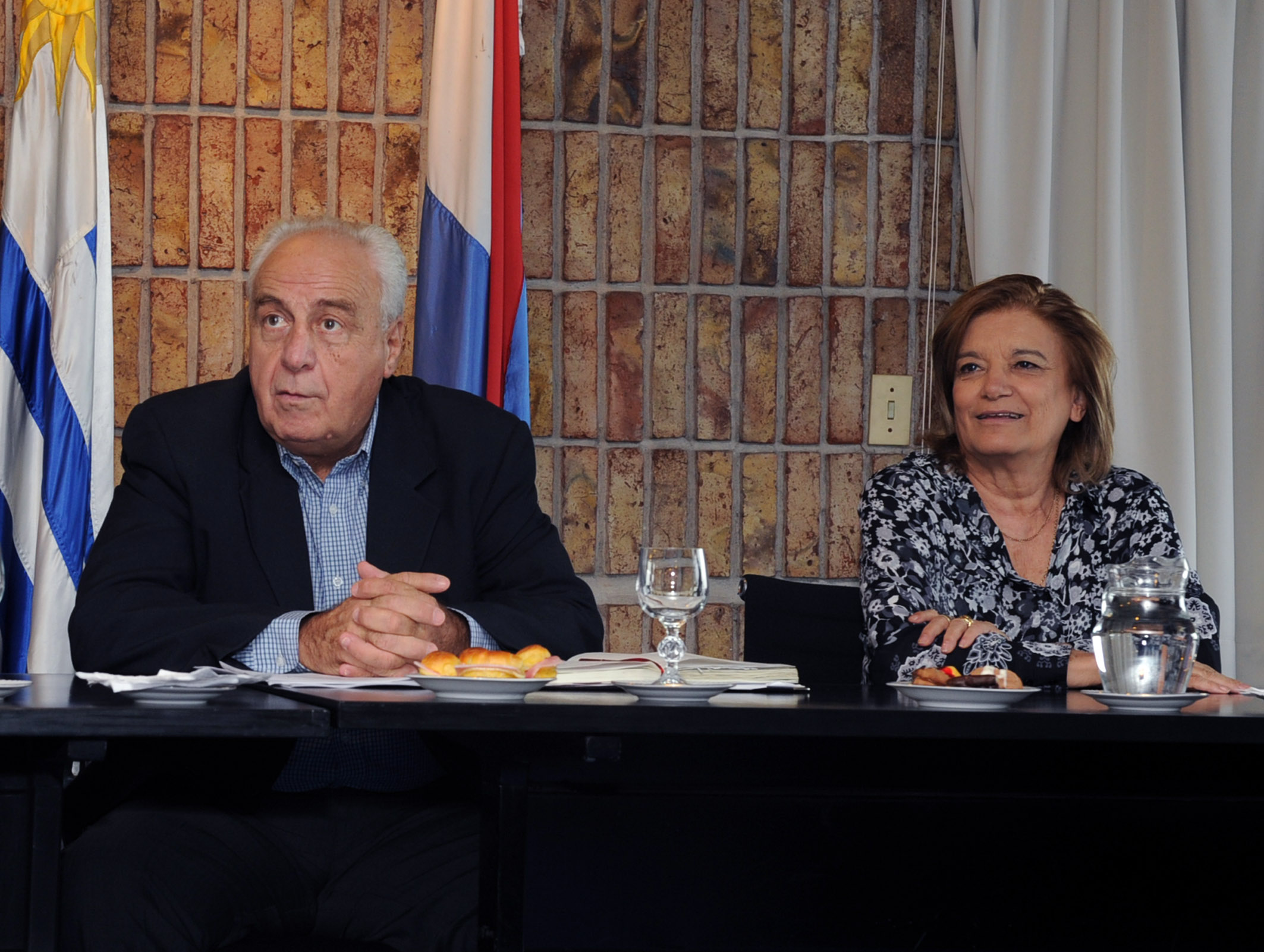Reunión por el Puerto de Aguas Profundas