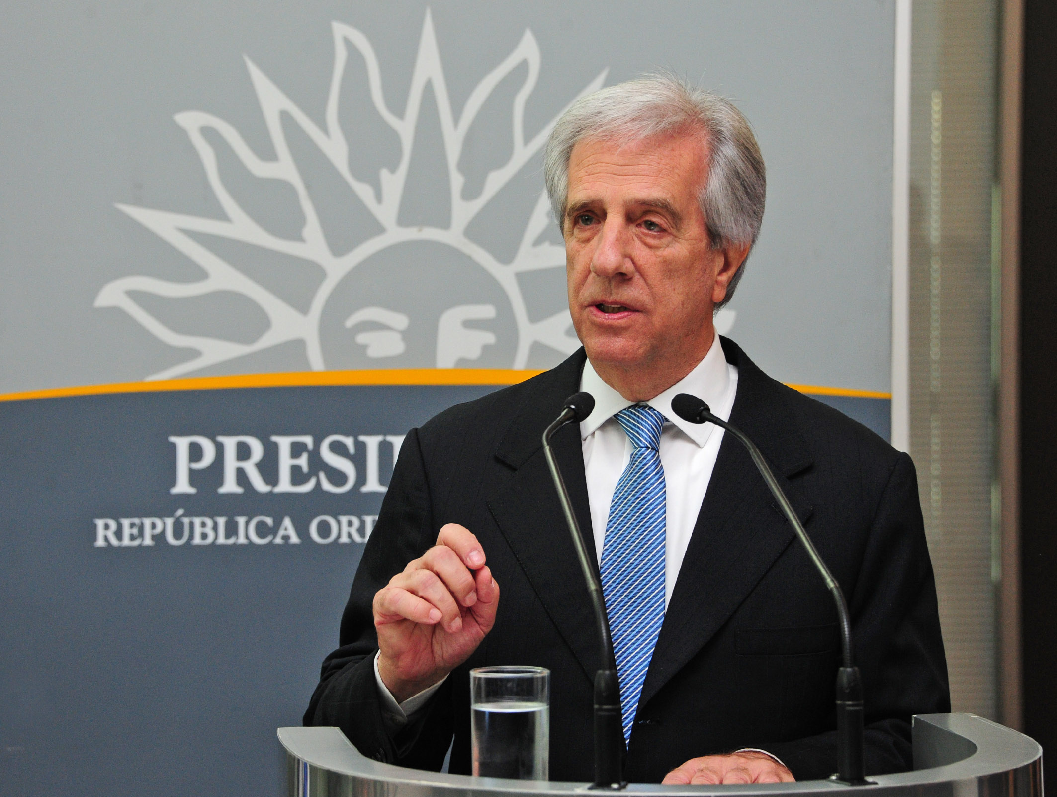 Presidente Tabaré Vázquez saluda al cuerpo diplomático acreditado ante nuestro gobierno