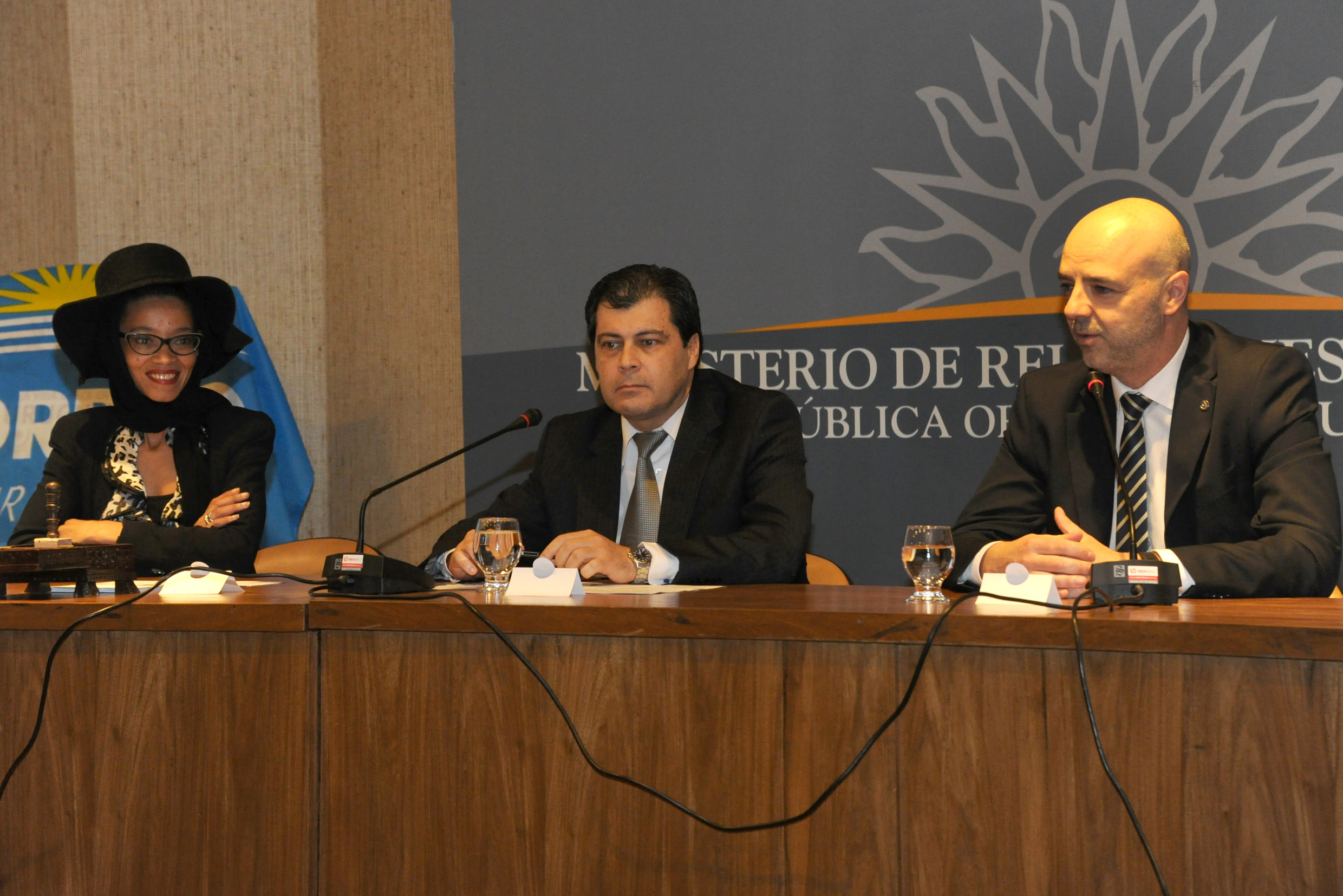 Solange Moreira, Luis Bermudez, y Antonio Carámbula.