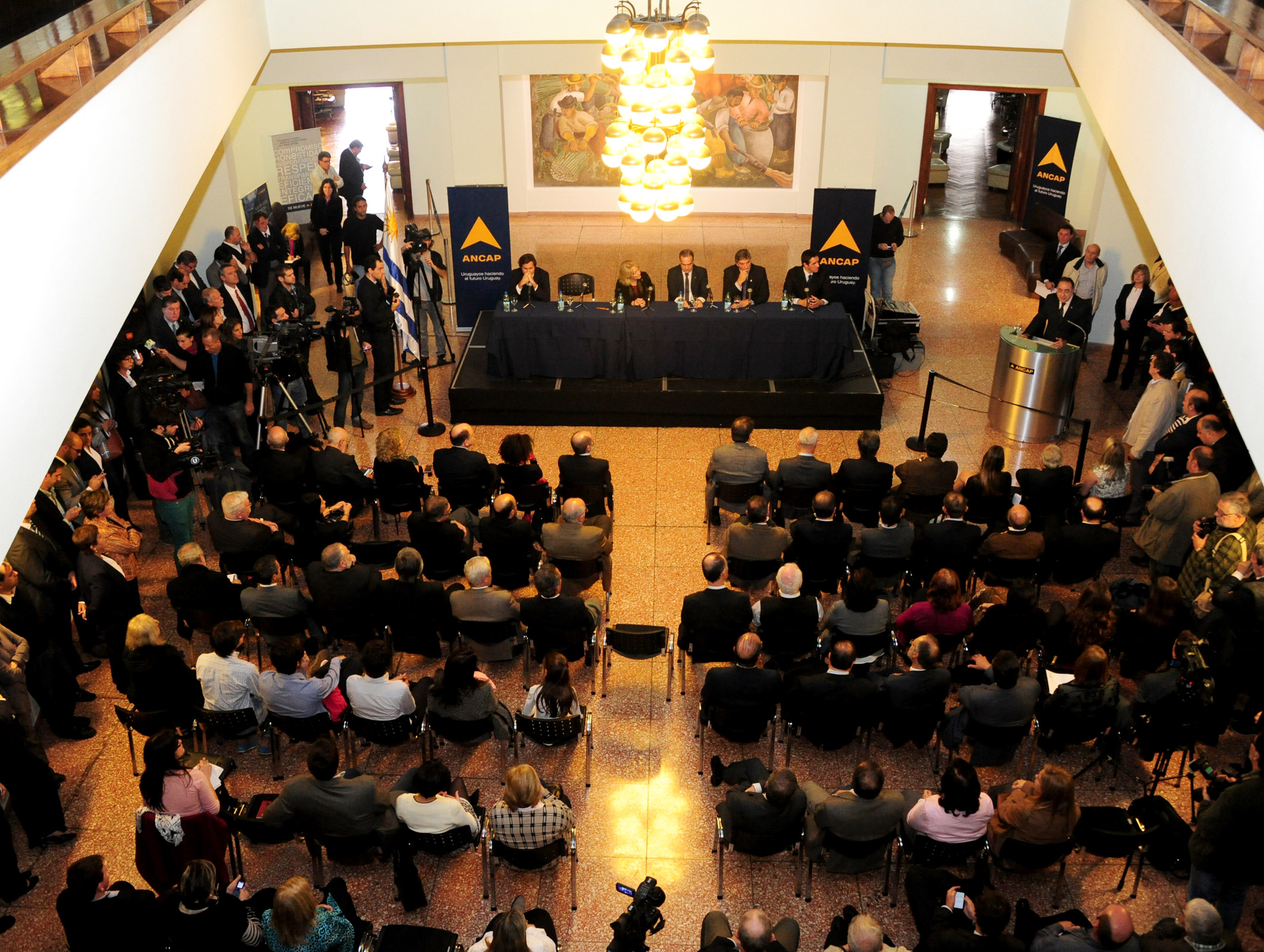Asunción de nuevas autoridades de ANCAP