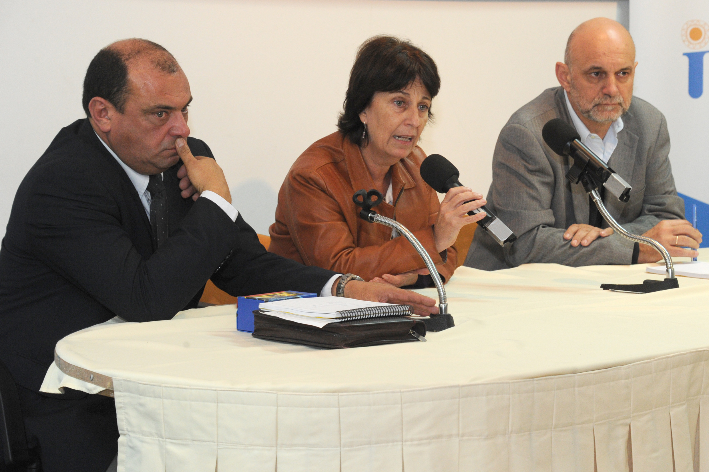 De INAU, director Dardo Rodríguez, presidenta Marisa Lindner, director Fernando Rodríguez.