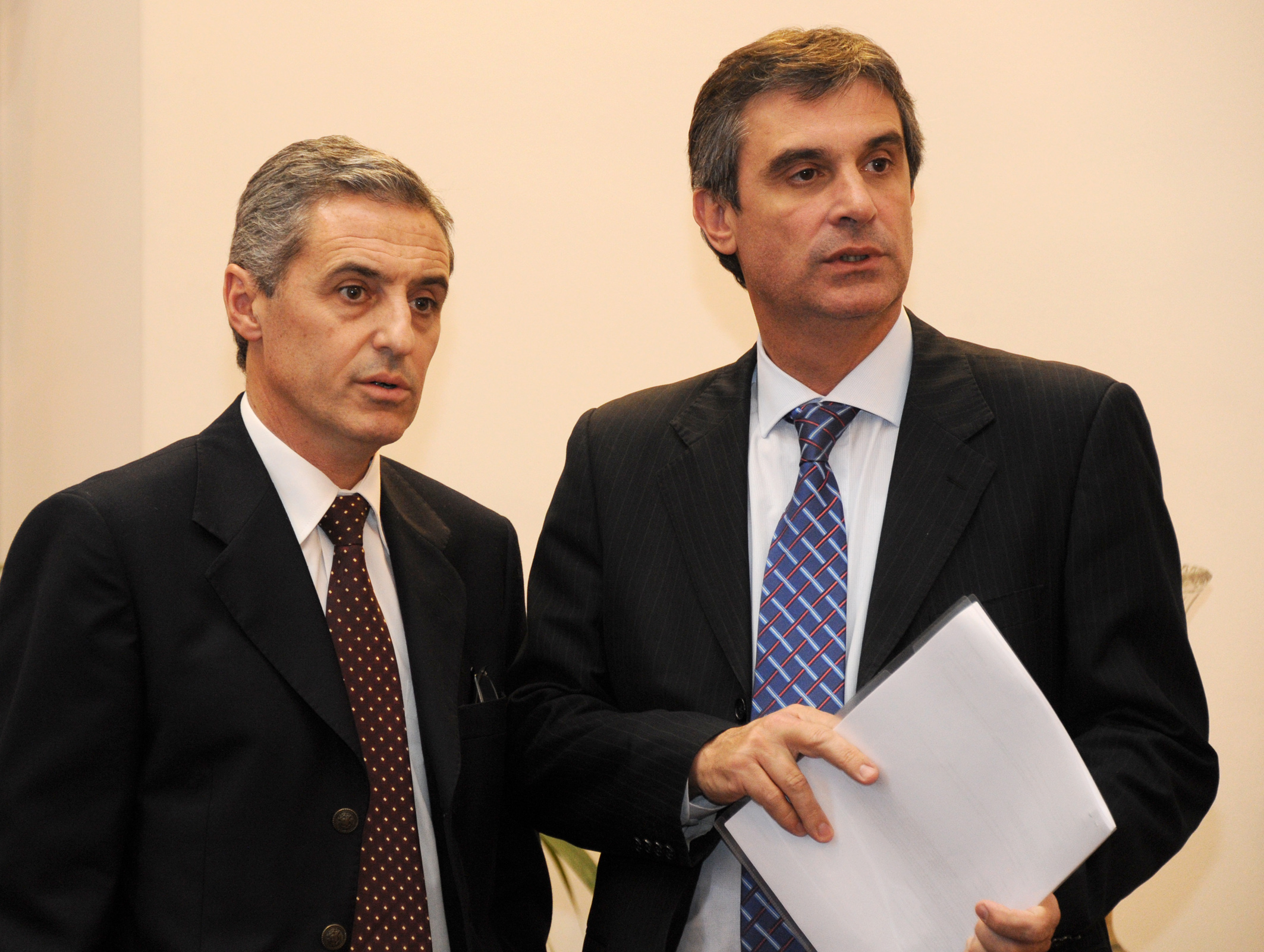 El director de OPP, Álvaro García, el subdirector, Martín Dibarboure.