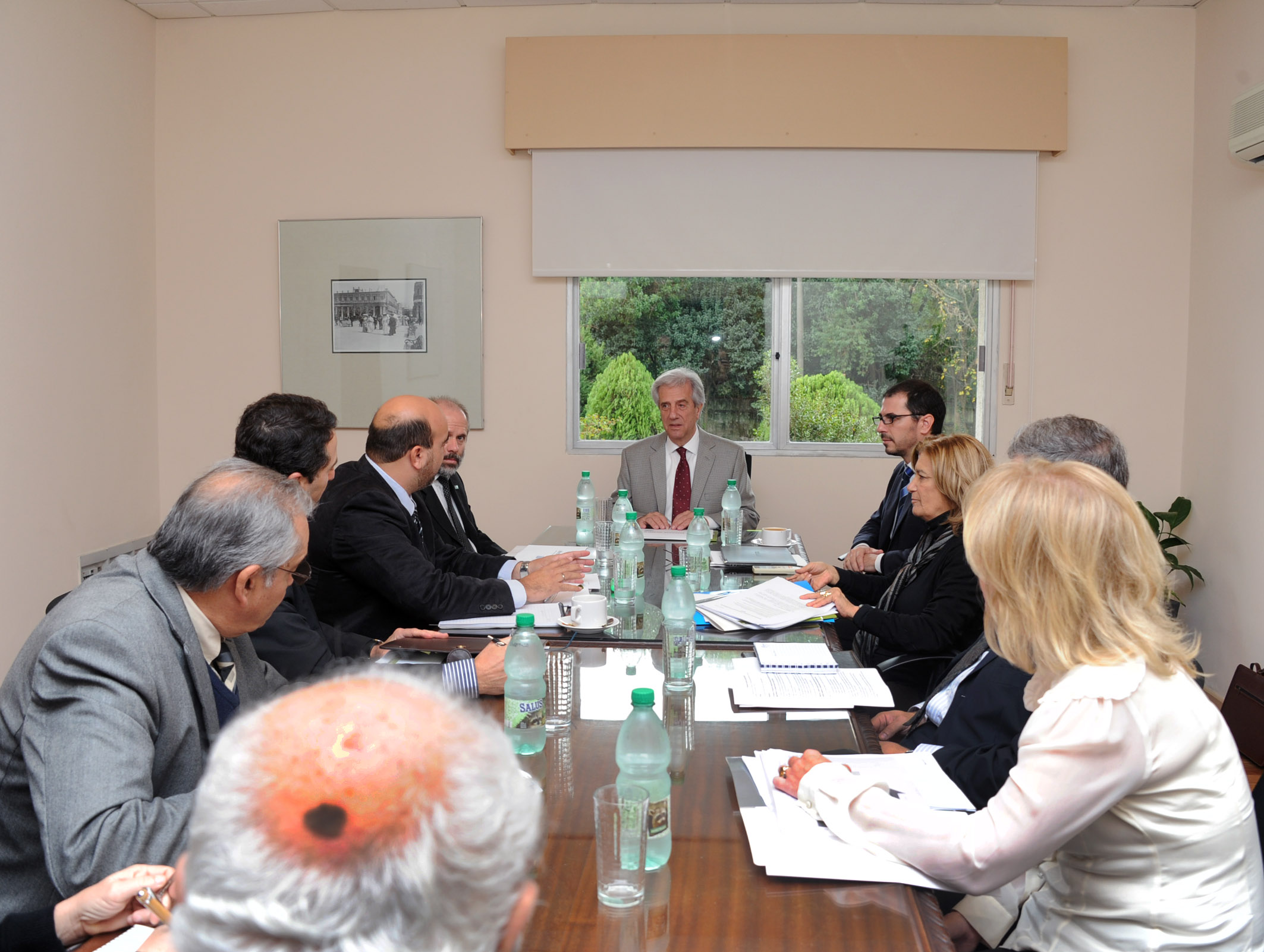 Reunión y conferencia de prensa con el Presidente en Suárez sobre Medio Ambiente