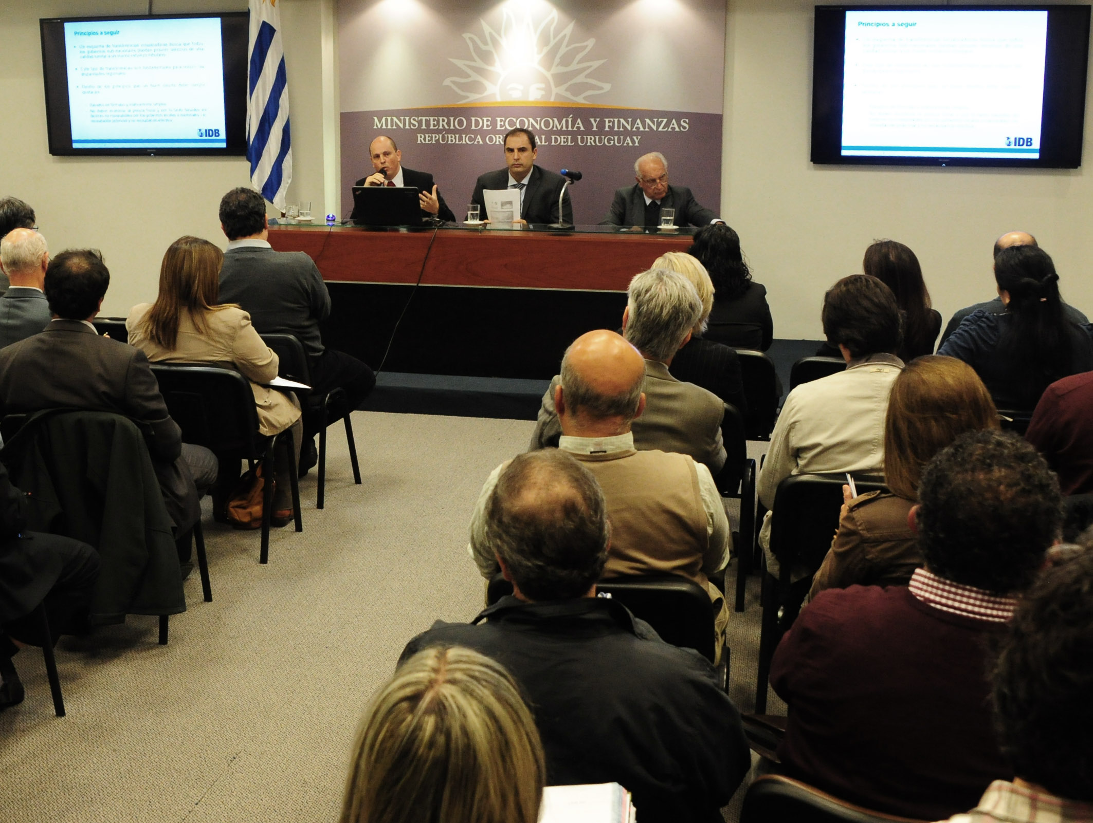 CICLO: El desafío de la Gestión Eficiente en los Gobiernos Departamentales