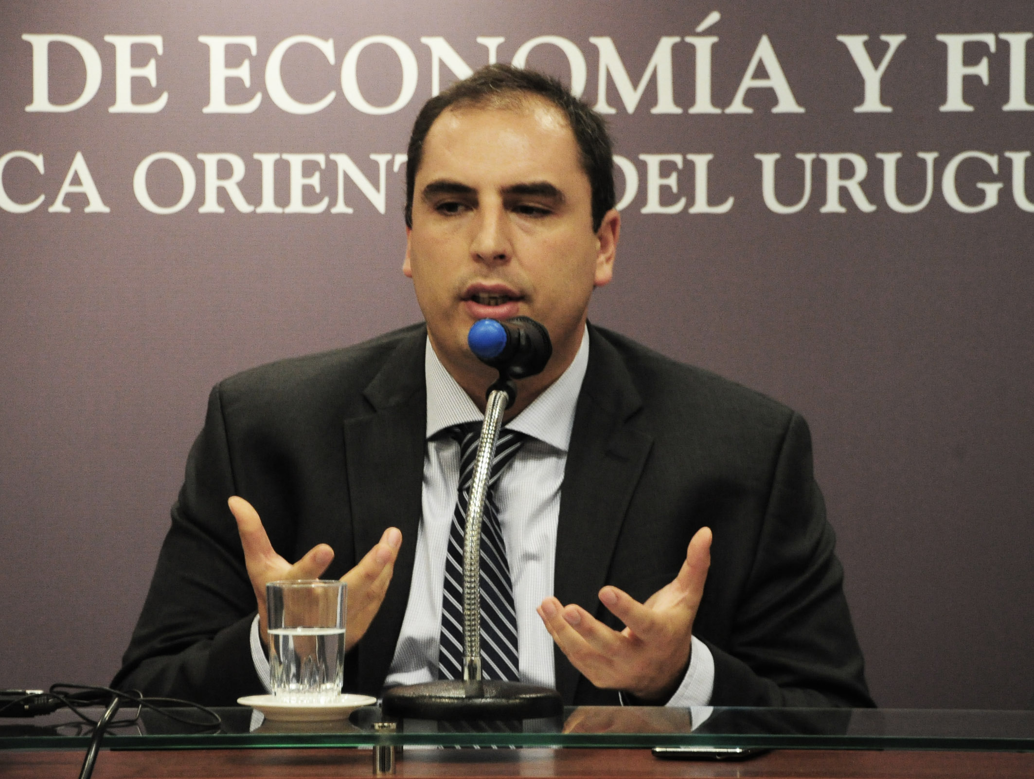 CICLO: El desafío de la Gestión Eficiente en los Gobiernos Departamentales