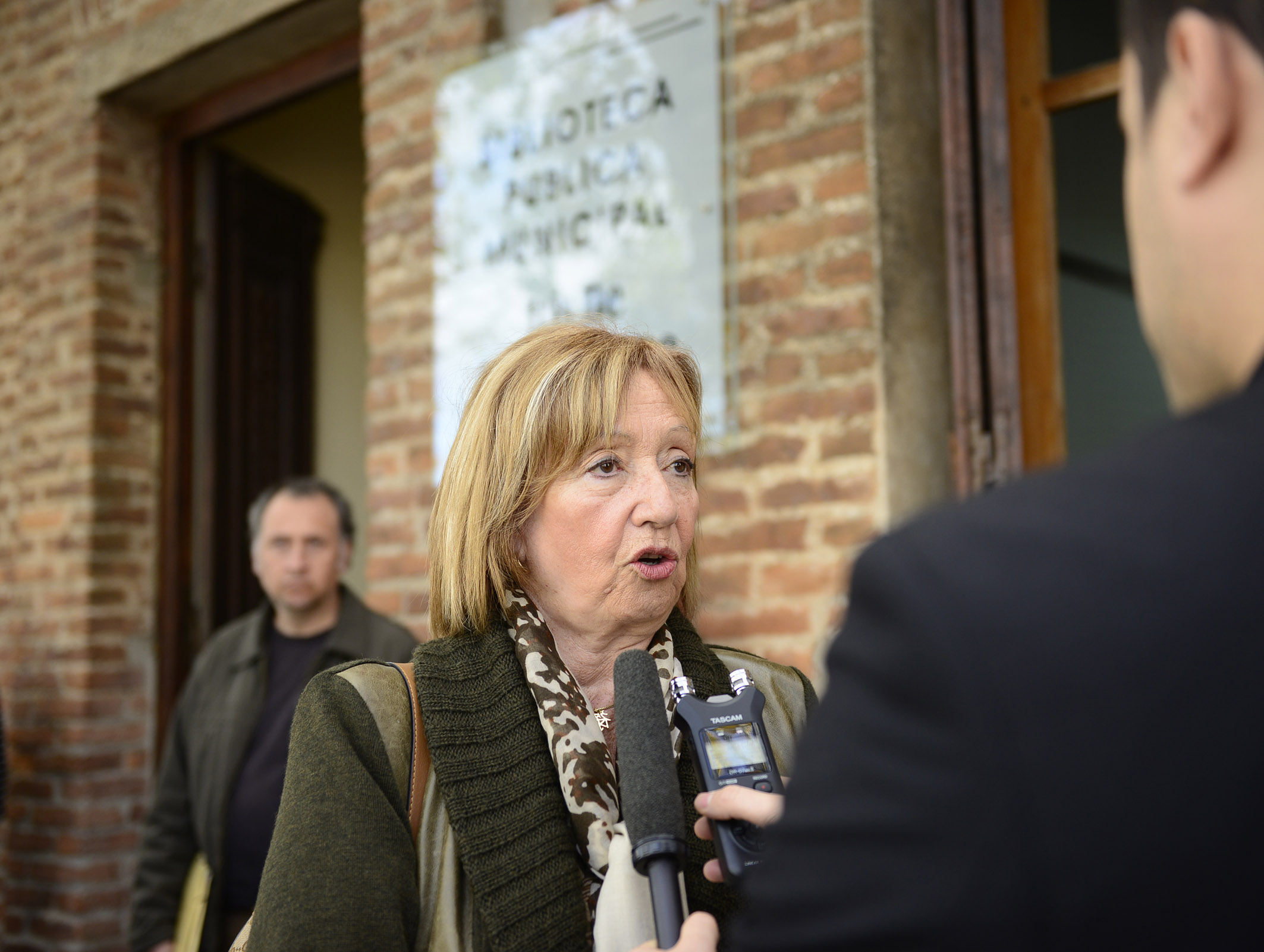 La Titular de Cultura, Maria Julia Muñoz mantuvo diversas reuniones con vecinos de Soriano