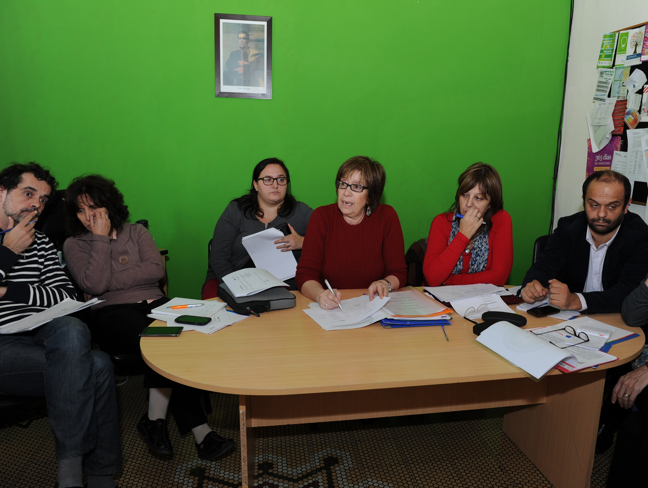 Ministra Arismendi mantiene reuniones de trabajo en Dolores