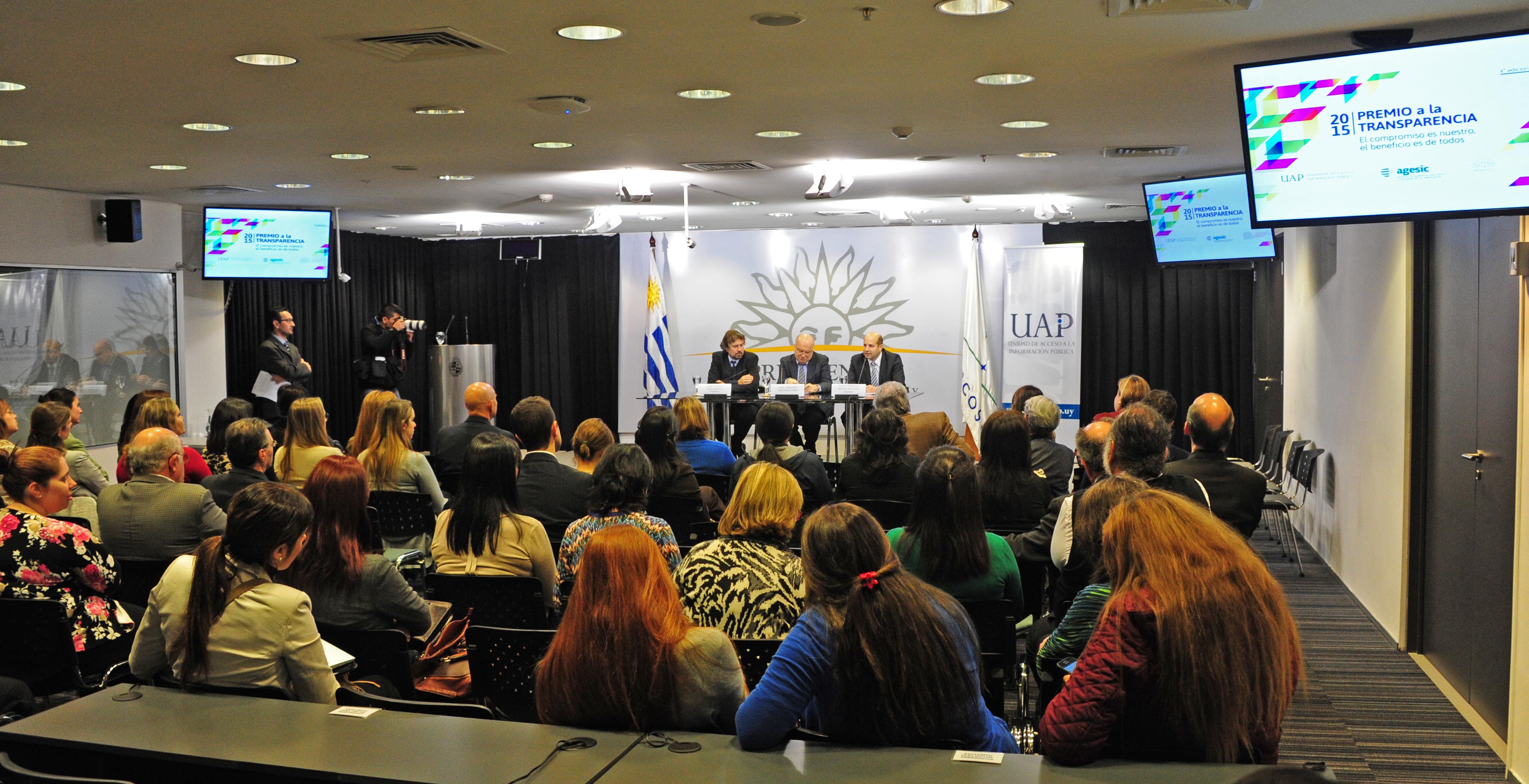 Lanzamiento del Premio a la Transparencia