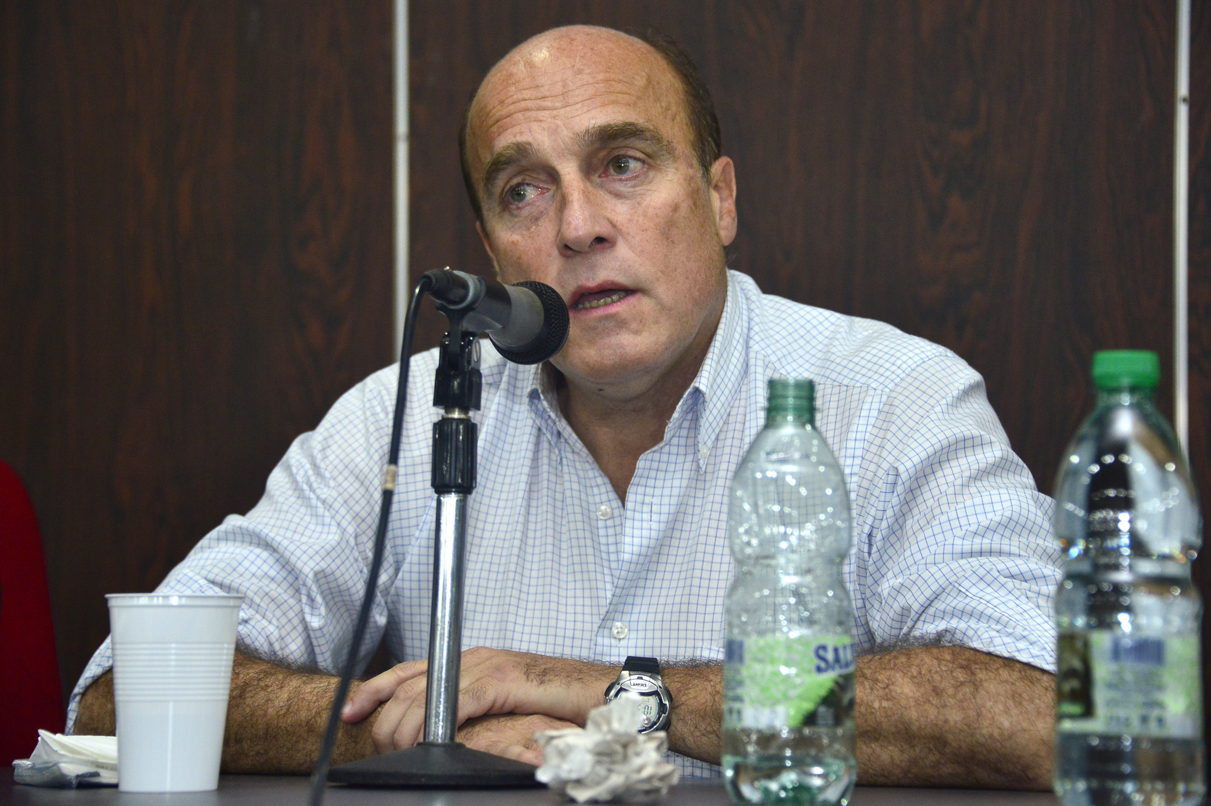 Daniel Martínez, intendente electo de Montevideo, durante su alocución