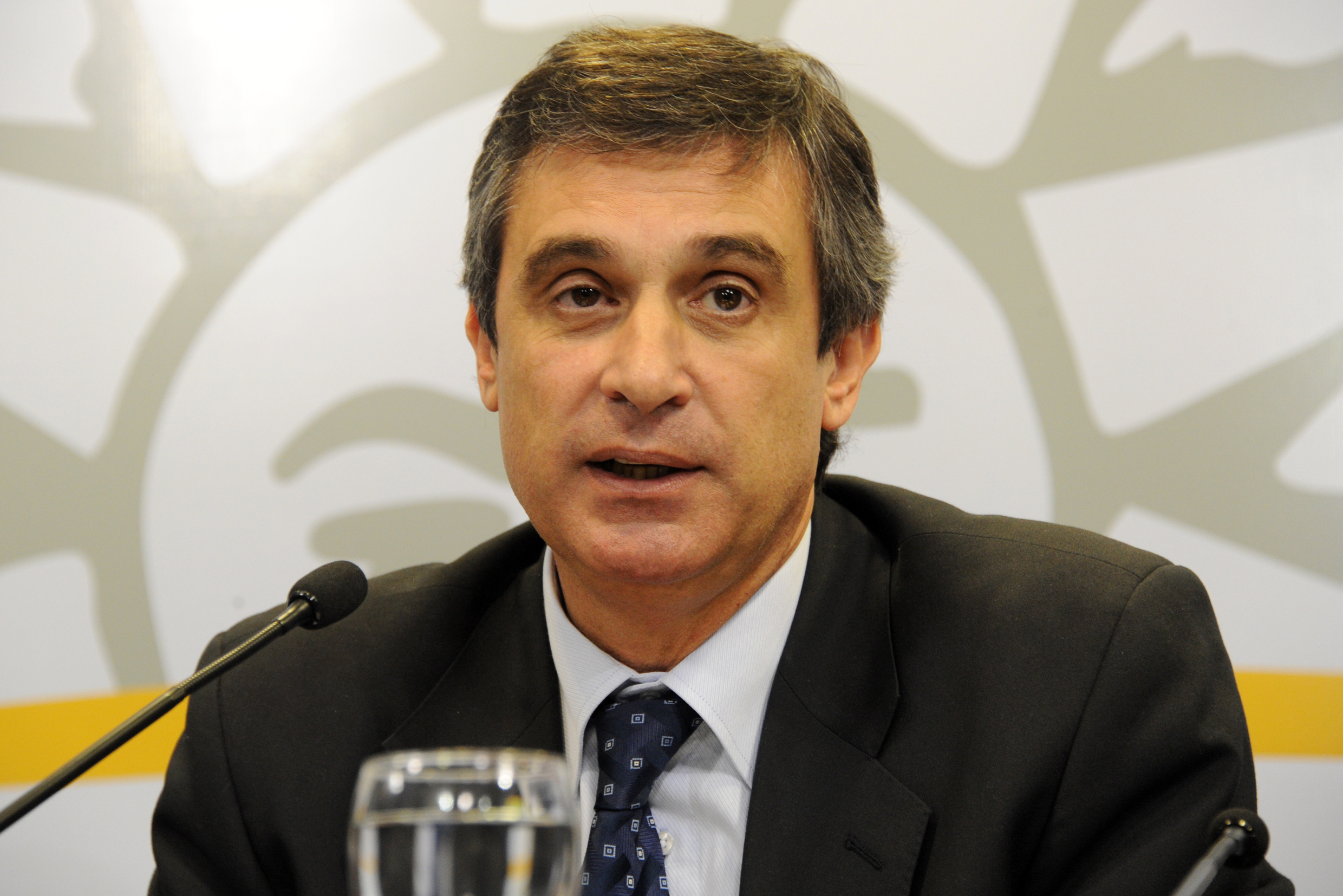 El director de la Oficina de Planeamieto y Presupuesto, Alvaro García.