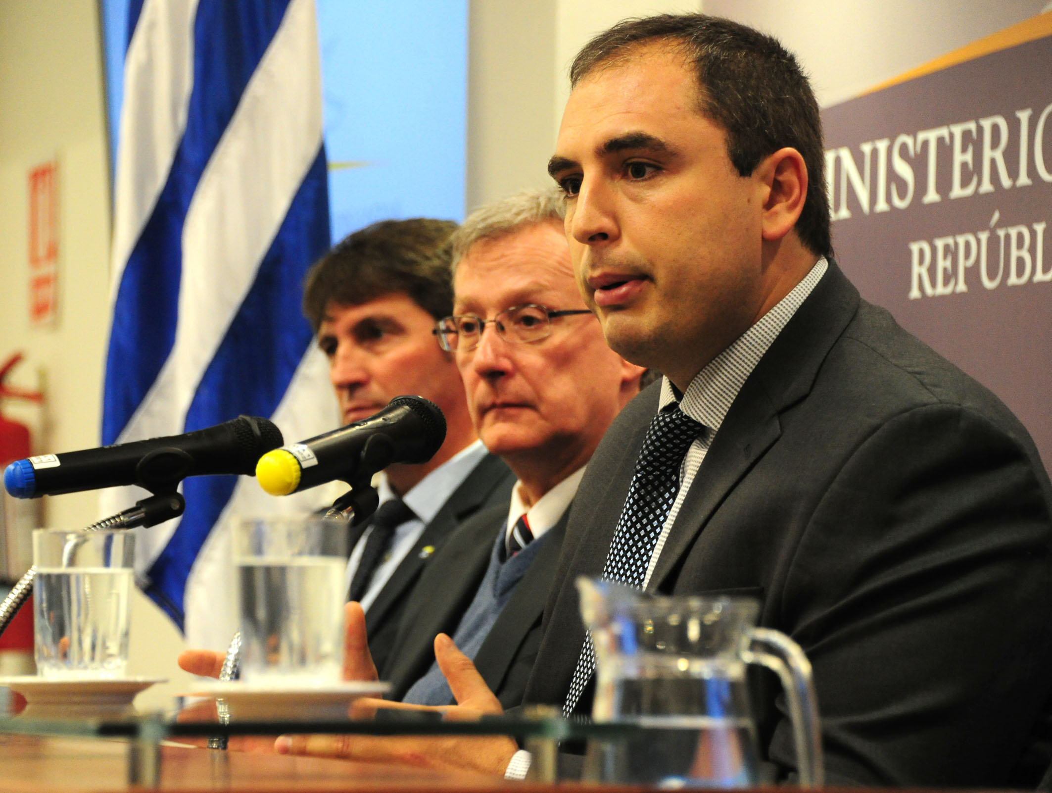 MEF brindó conferencia: Trabajo coordinado en el combate a la informalidad