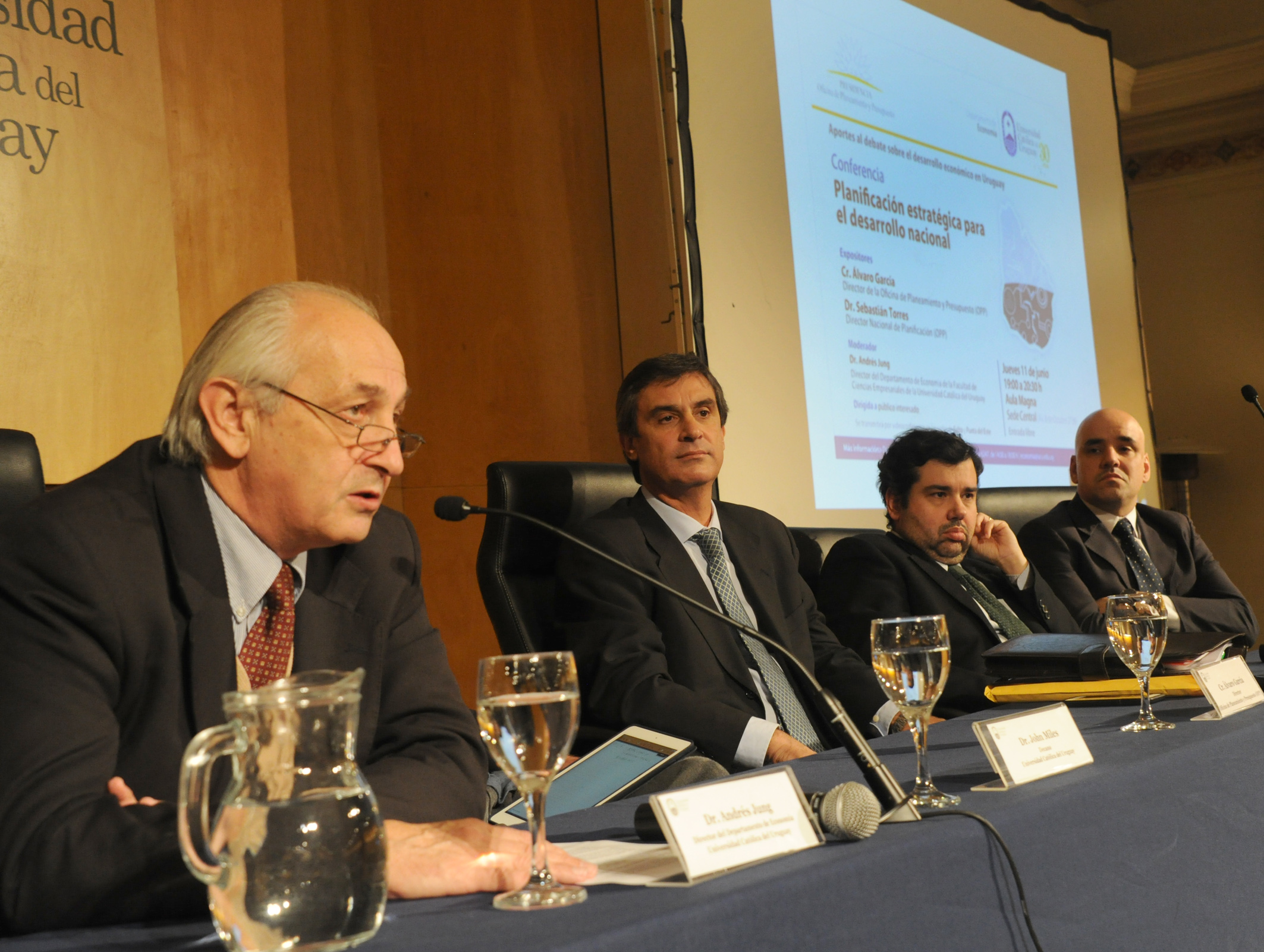 Conferencia Uruguay, Planificación Estratégica para el Desarrollo Nacional.