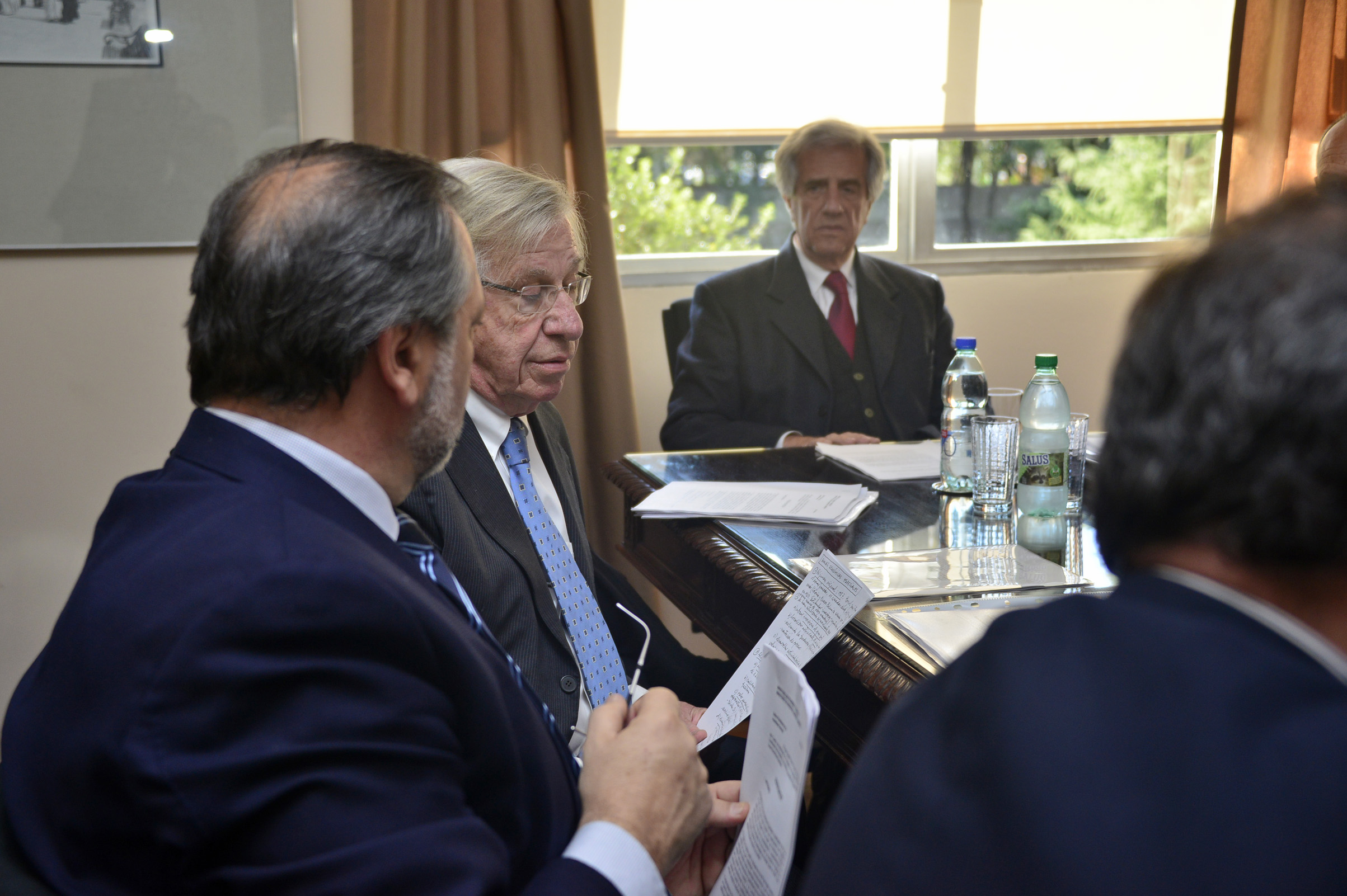 Reunión del Presidente de la República, Tabaré Vázquez, con miembros del Parlamento que representan a los partidos políticos de la oposición