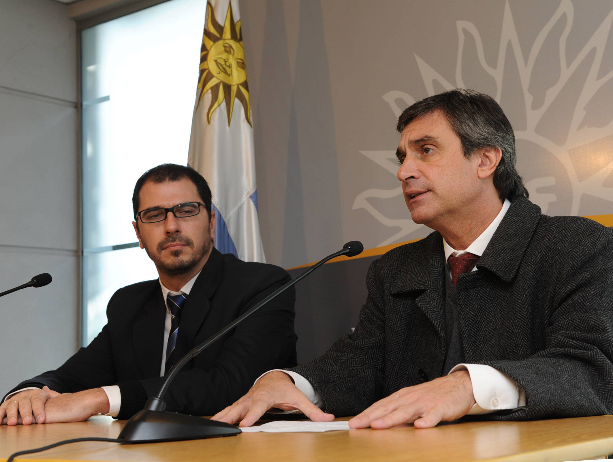 Alvaro García, Juan Andrés Roballo