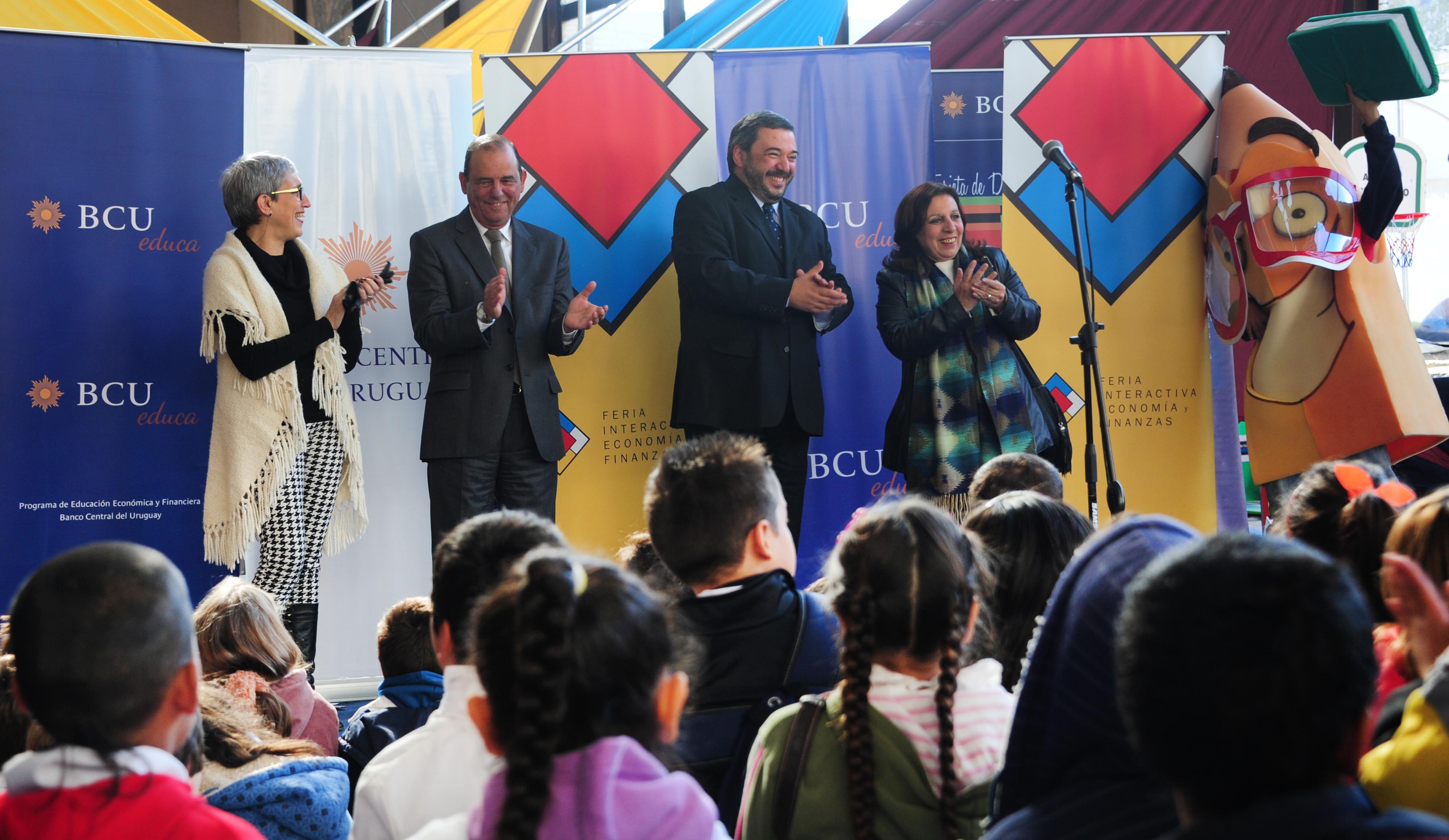 Banco Central renueva su compromiso con la educación en feria interactiva sobre finanzas