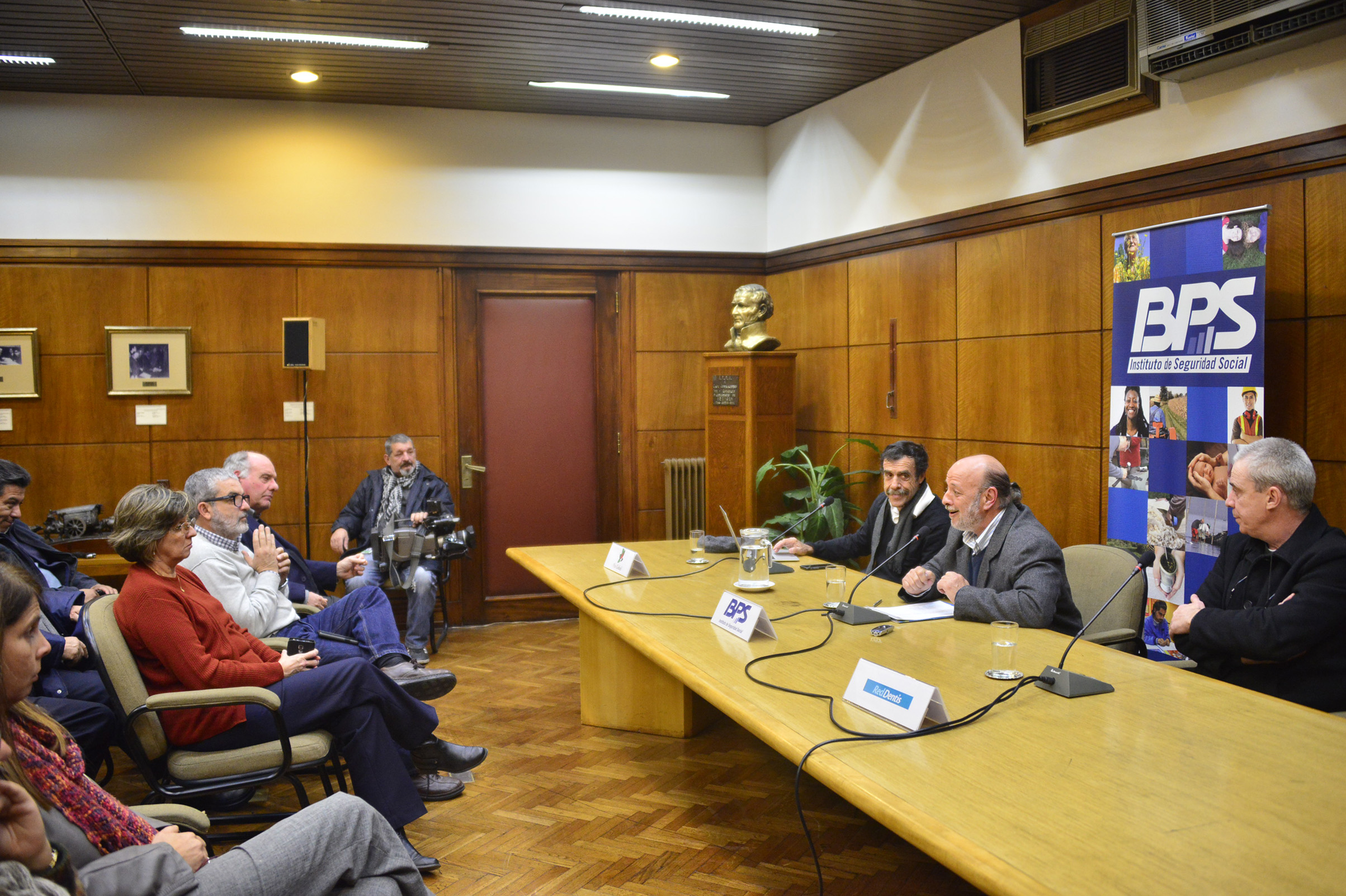 Conferencia de prensa sobre anuncios de actividades referentes al Día del Abuelo