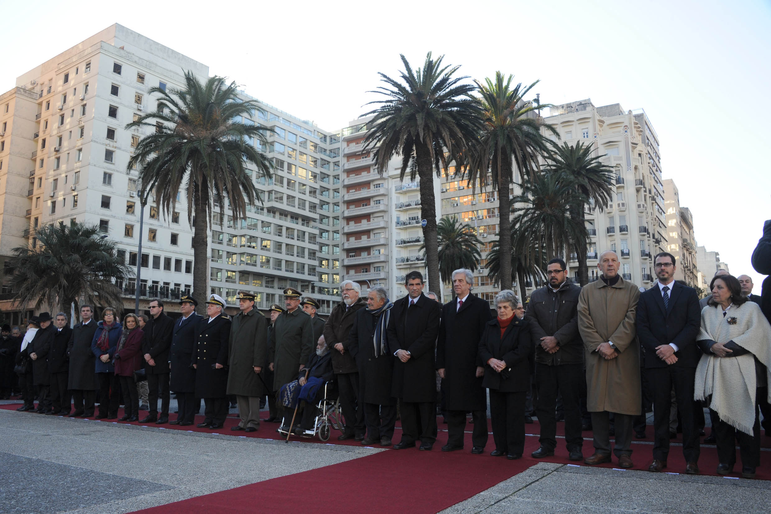 Vázquez encabezó el acto por el 251.º aniversario del natalicio del General Artigas
