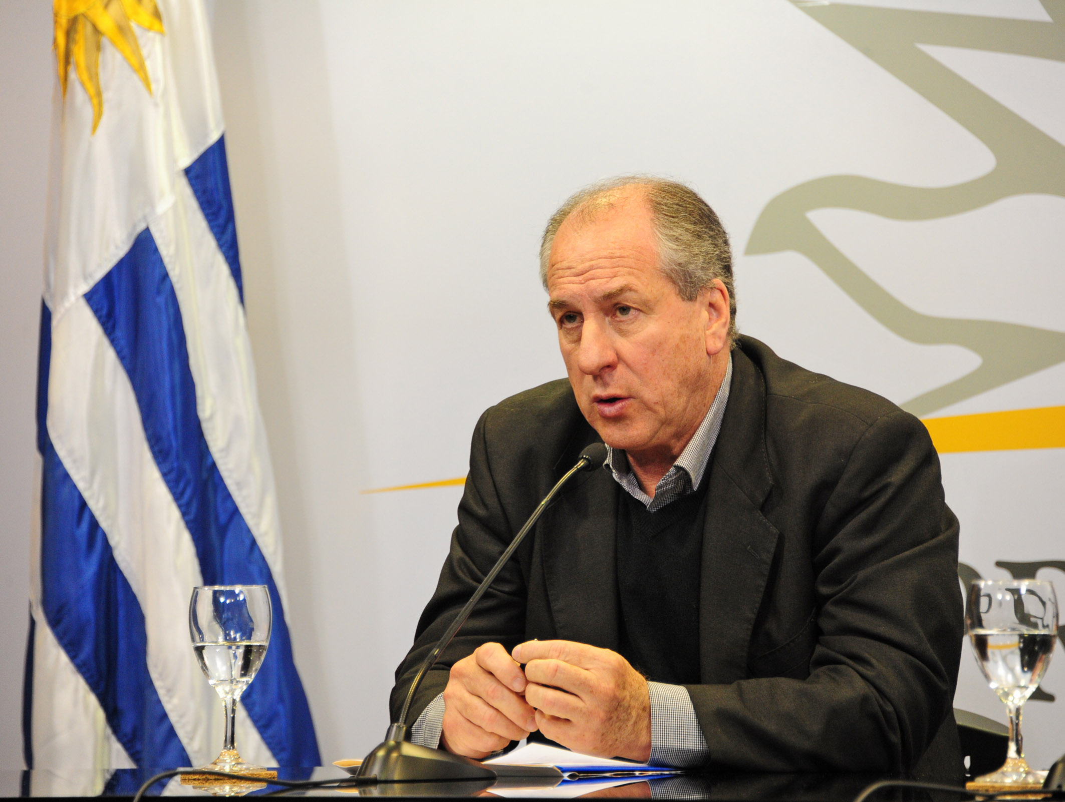 Ministro de Trabajo, Ernesto Murro luego del Consejo de Ministros