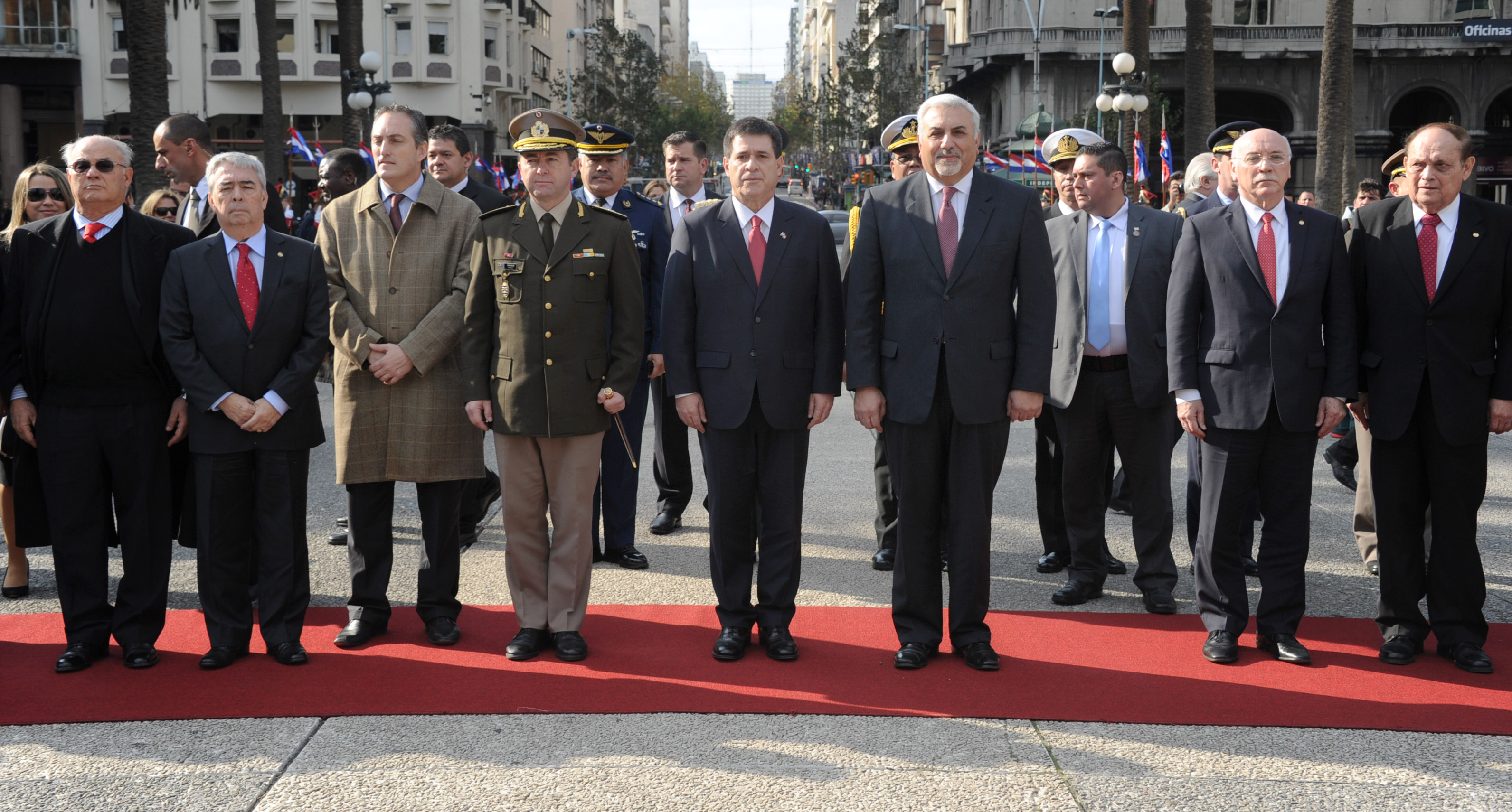 Tabaré Vázquez recibió al Presidente de la República del Paraguay, Horacio Cartes