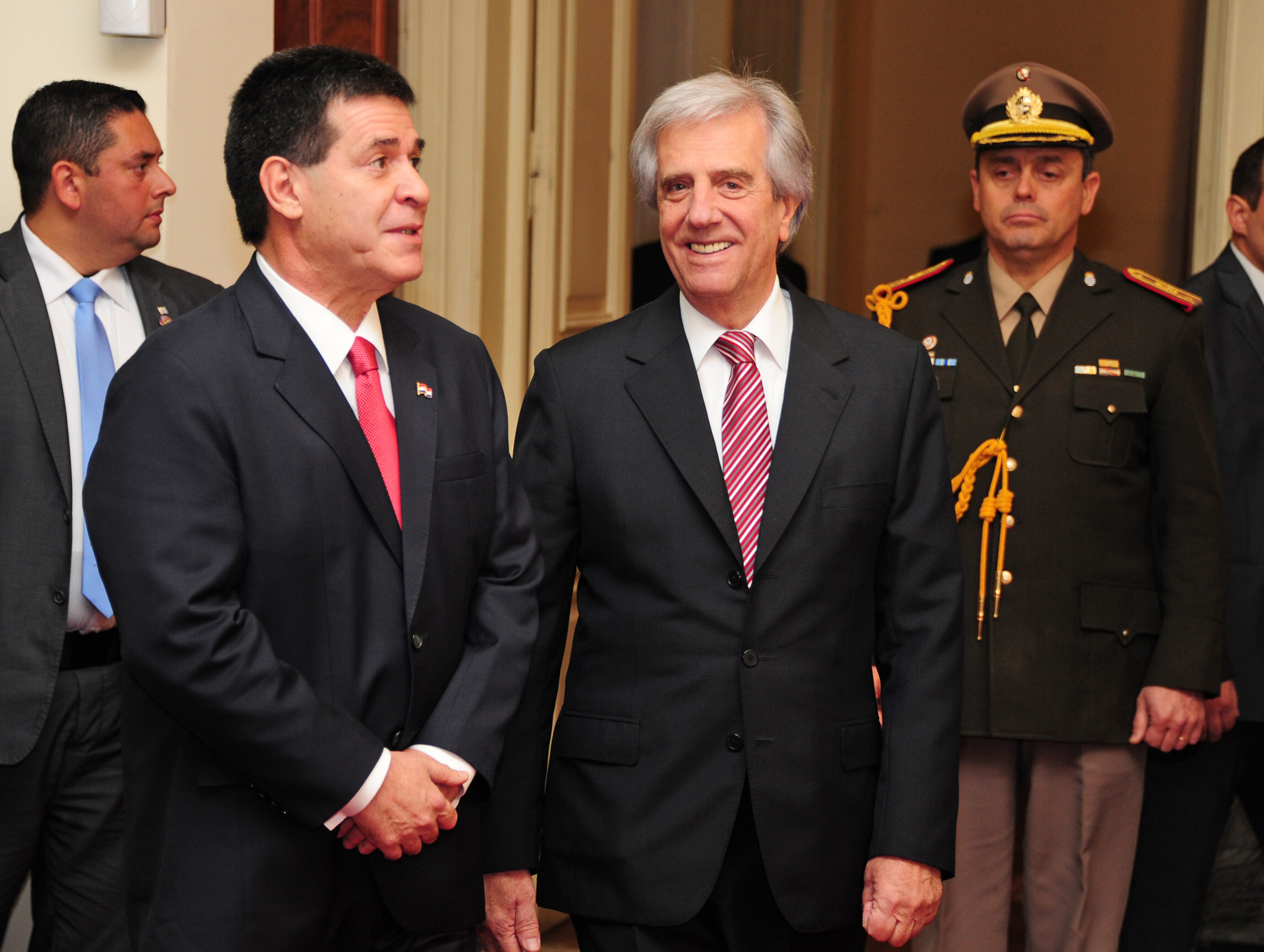 Tabaré Vázquez recibió al Presidente de la República del Paraguay, Horacio Cartes