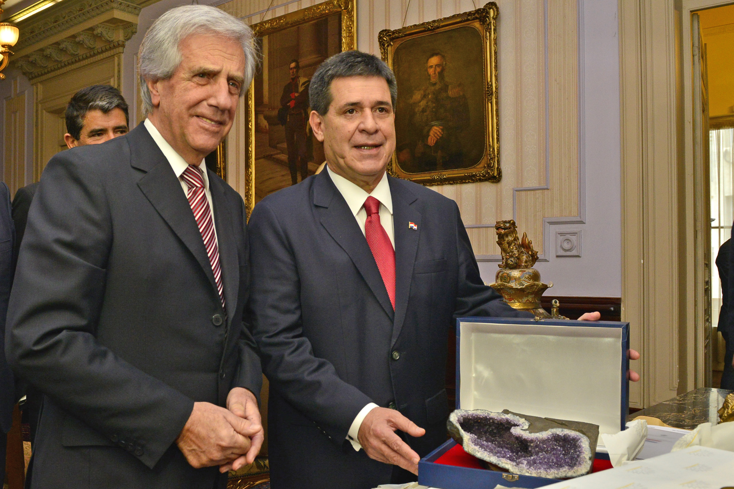 Tabaré Vázquez recibió al Presidente de la República del Paraguay, Horacio Cartes