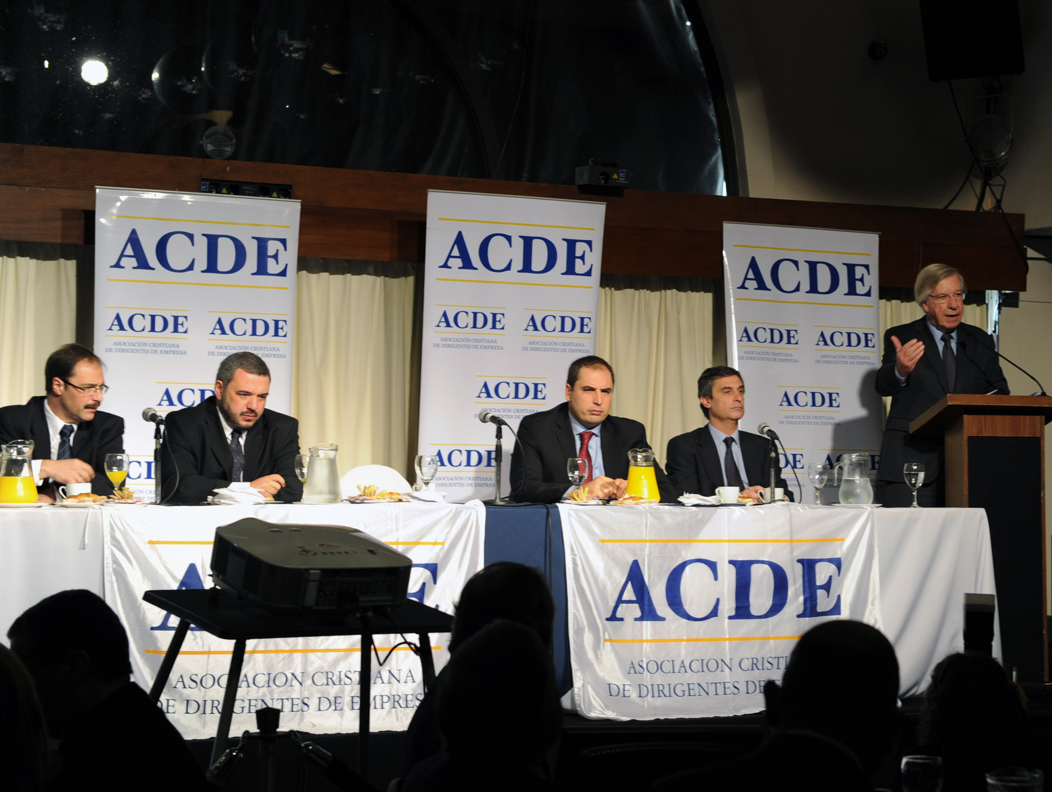 Ministro de Economía, Danilo Astori y equipo económico