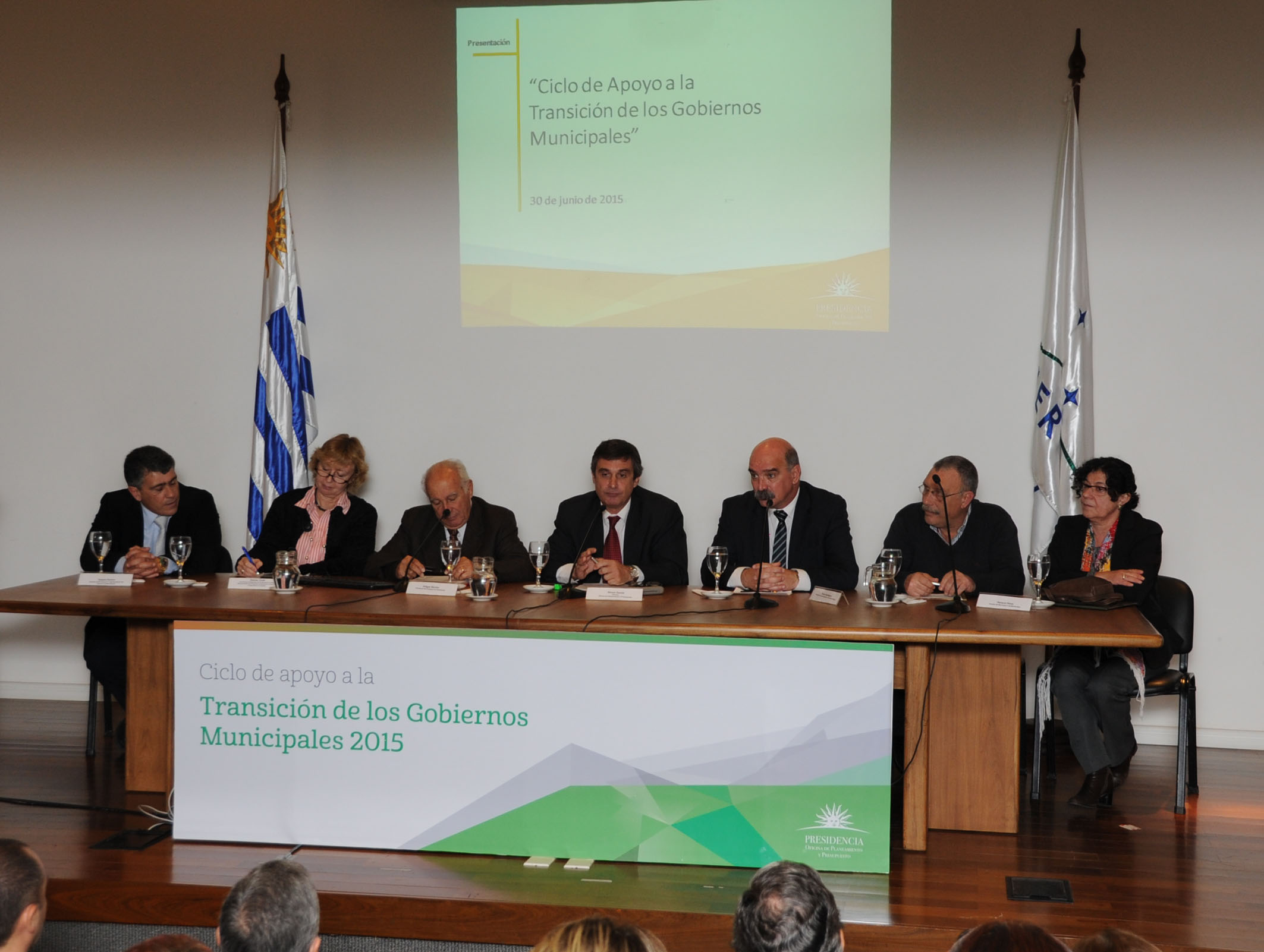 Mesa de autoridades