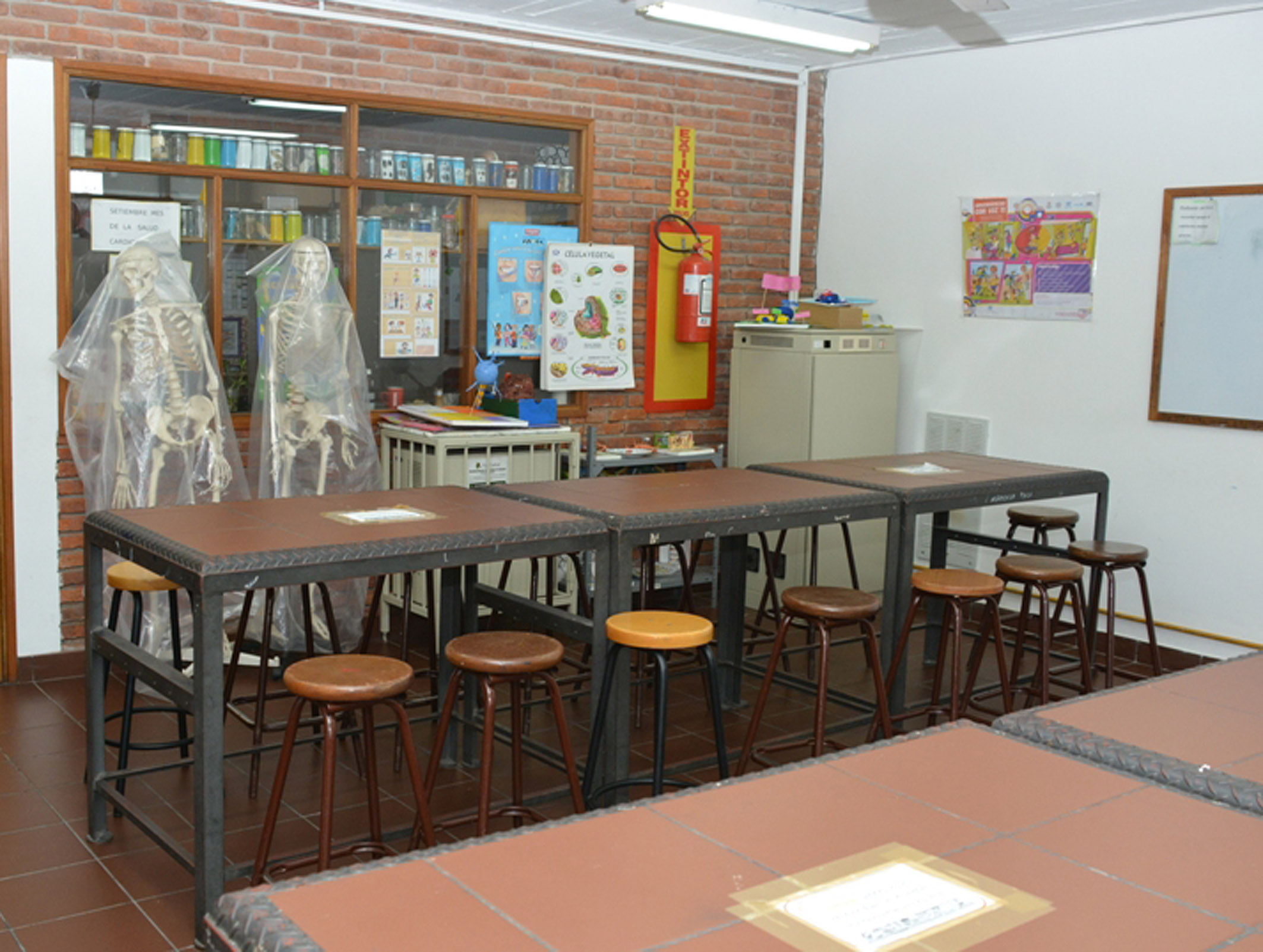 Autoridades de secundaria recorrieron centros educativos