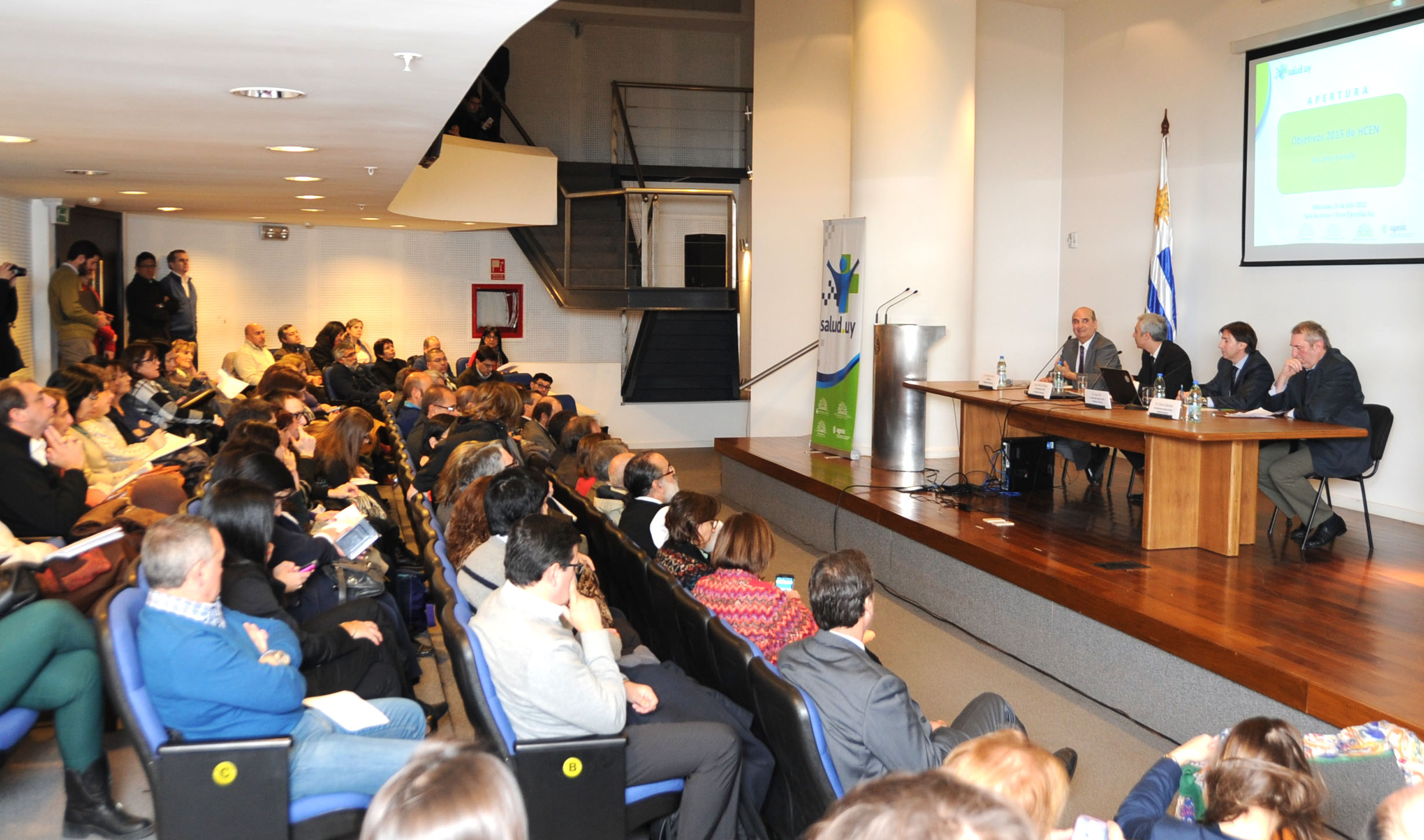 Jornada informativa Programa Salud.uy sobre estrategia 2015 para Historia Clínica Electronica